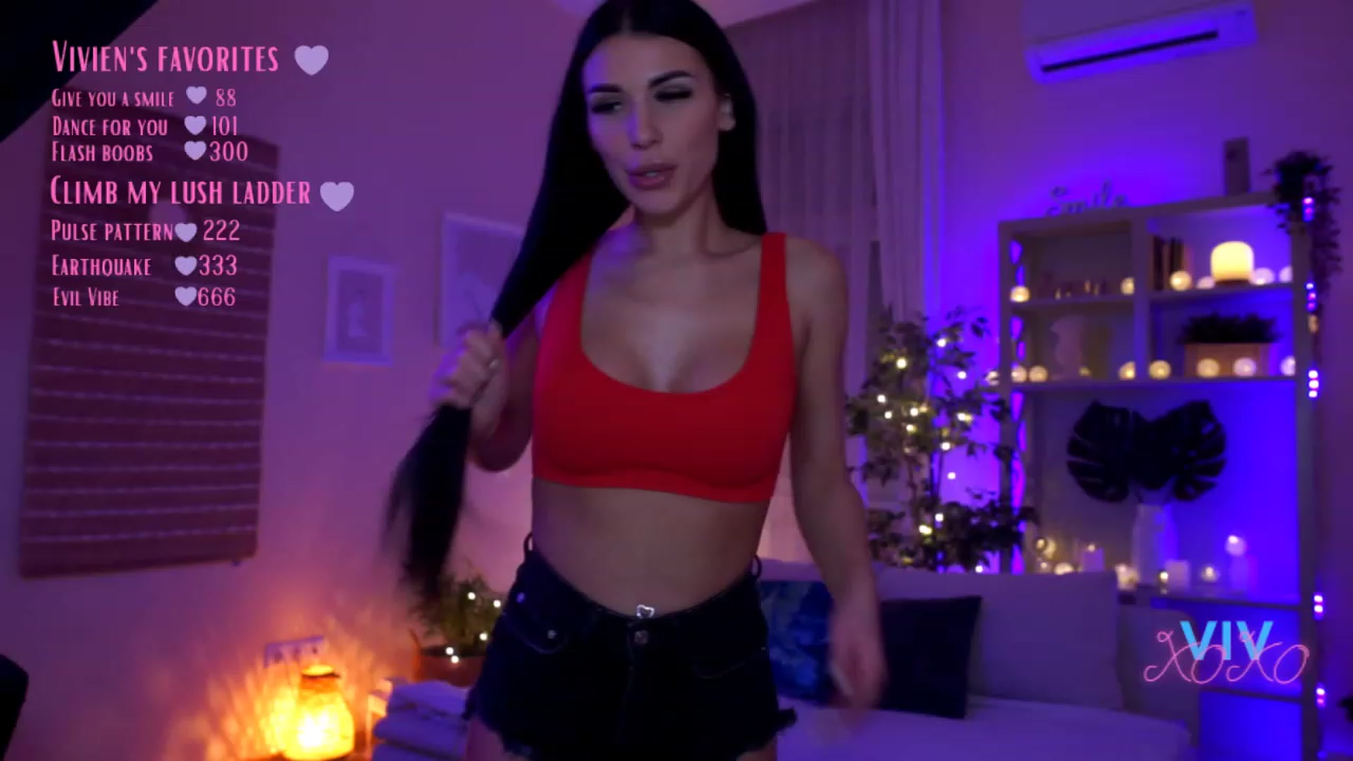 Gallery image thumbnail from kerelai's myfreecams stream on, 03/12/2023, 18:43 image 1 of 20