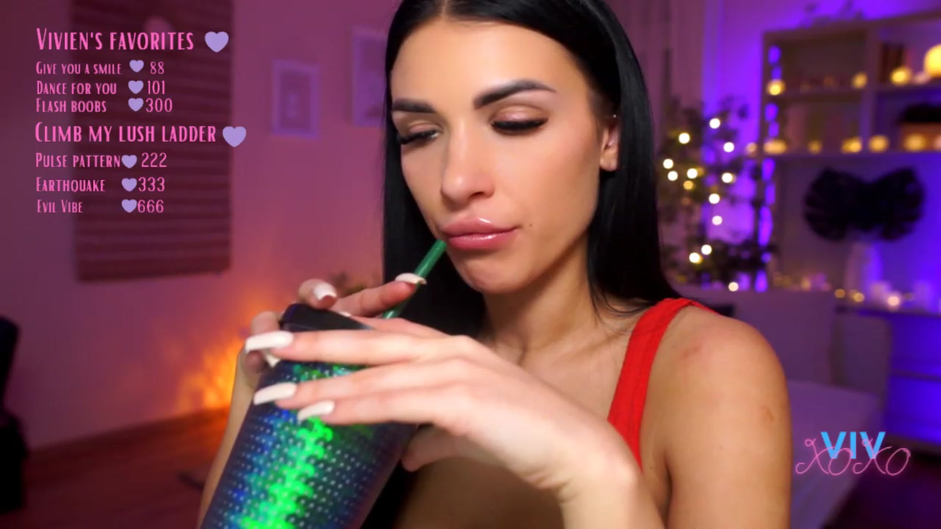 Gallery image thumbnail from kerelai's myfreecams stream on, 03/12/2023, 18:43 image 13 of 20