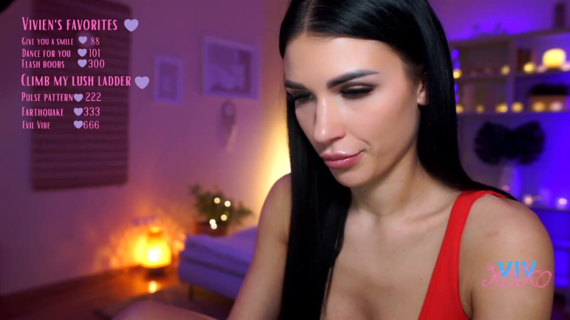 Gallery image thumbnail from kerelai's myfreecams stream on, 03/12/2023, 19:08 image 3 of 20