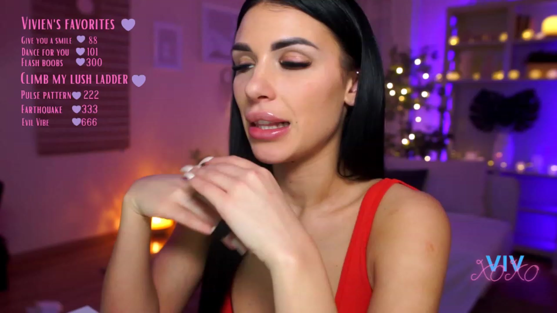 Gallery image thumbnail from kerelai's myfreecams stream on, 03/12/2023, 22:05 image 2 of 20