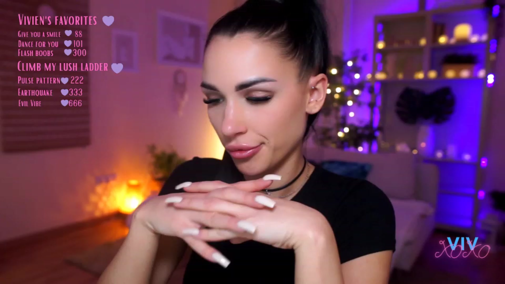 Gallery image thumbnail from kerelai's myfreecams stream on, 03/13/2023, 18:24 image 14 of 20