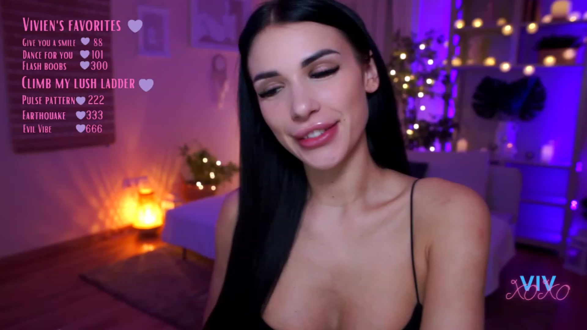 Gallery image thumbnail from kerelai's myfreecams stream on, 03/15/2023, 17:56 image 10 of 20