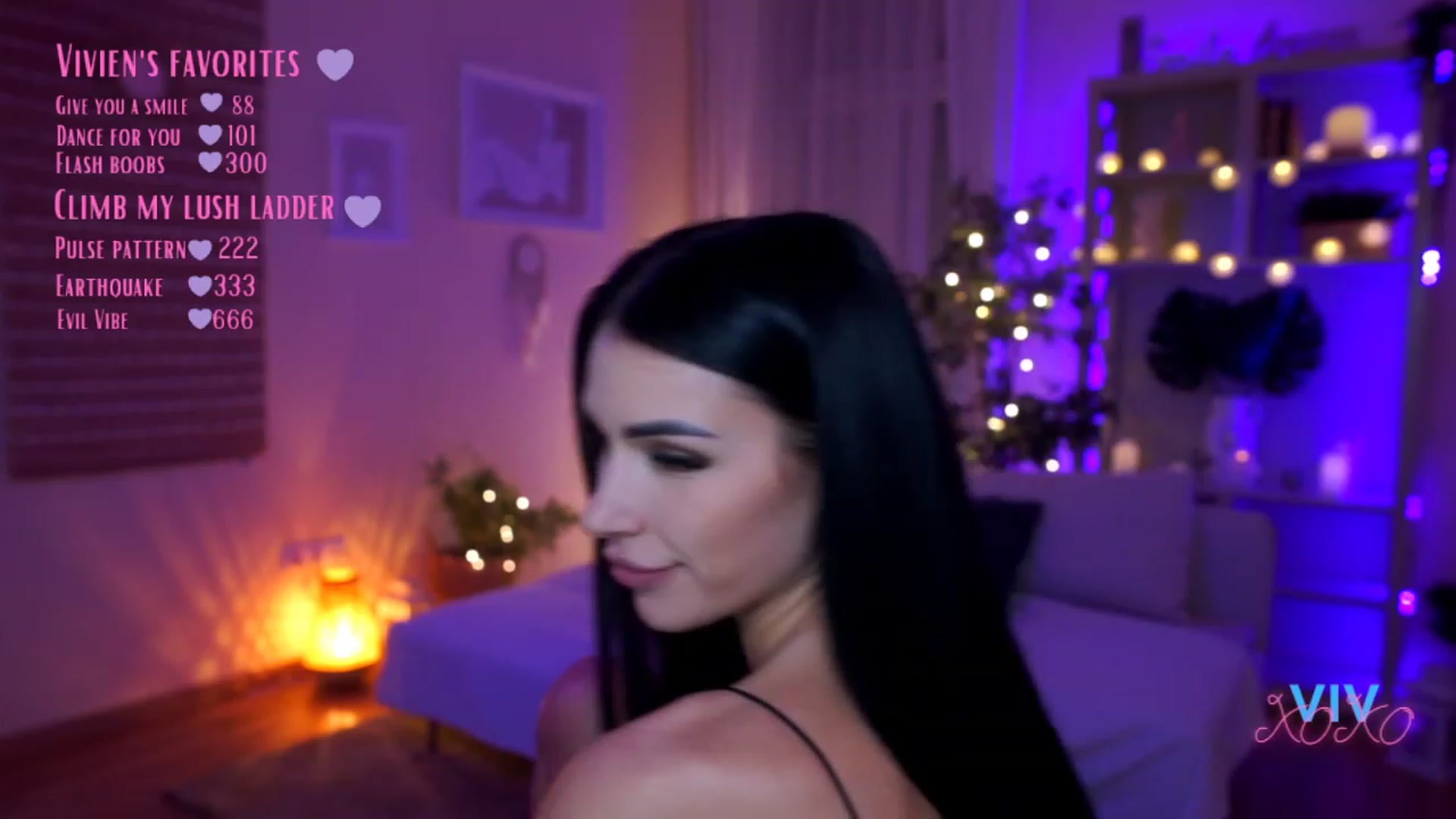 Gallery image thumbnail from kerelai's myfreecams stream on, 03/15/2023, 17:56 image 4 of 20