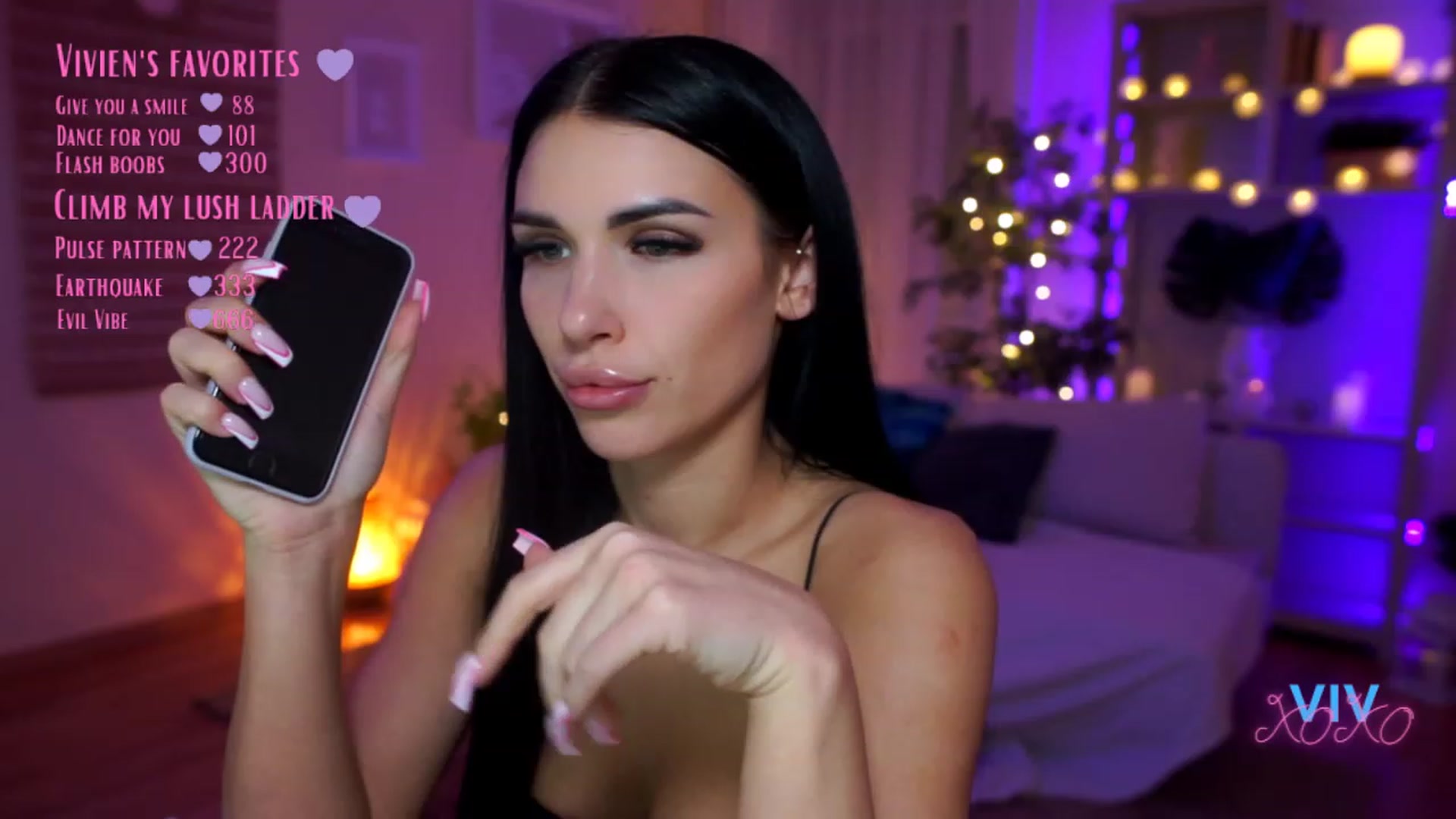 Gallery image thumbnail from kerelai's myfreecams stream on, 03/15/2023, 20:58 image 7 of 20