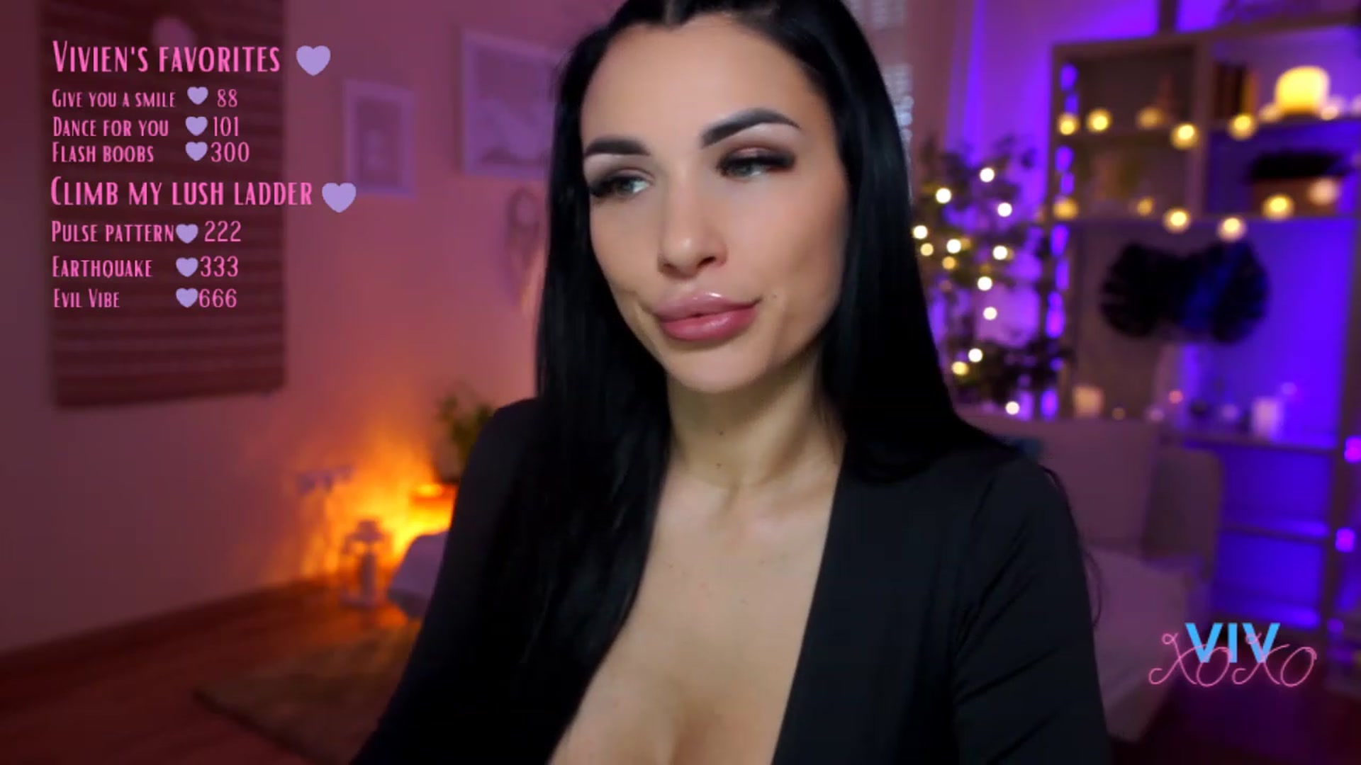 Gallery image thumbnail from kerelai's myfreecams stream on, 03/17/2023, 12:27 image 17 of 20