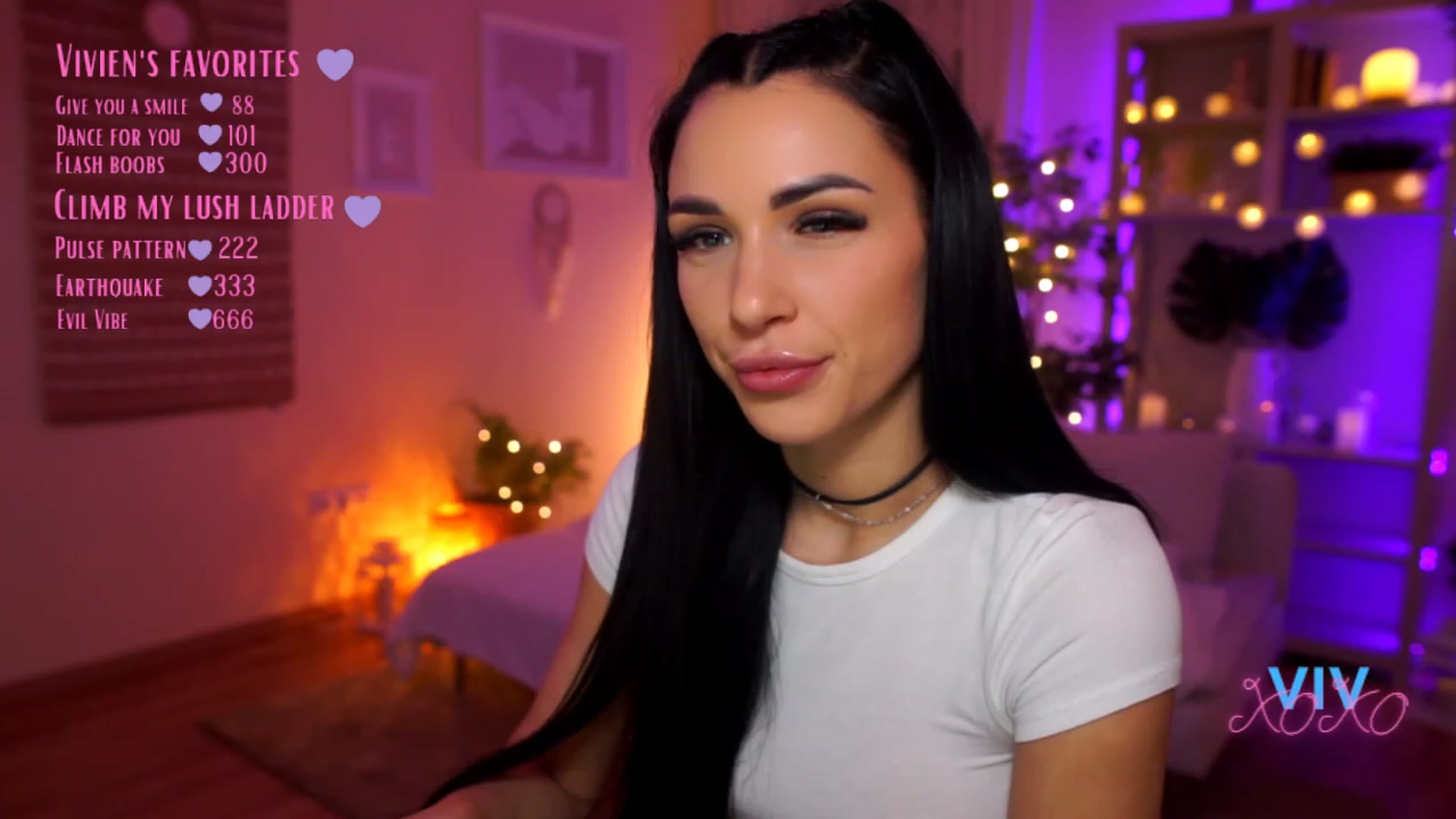 Gallery image thumbnail from kerelai's myfreecams stream on, 03/18/2023, 17:46 image 8 of 20