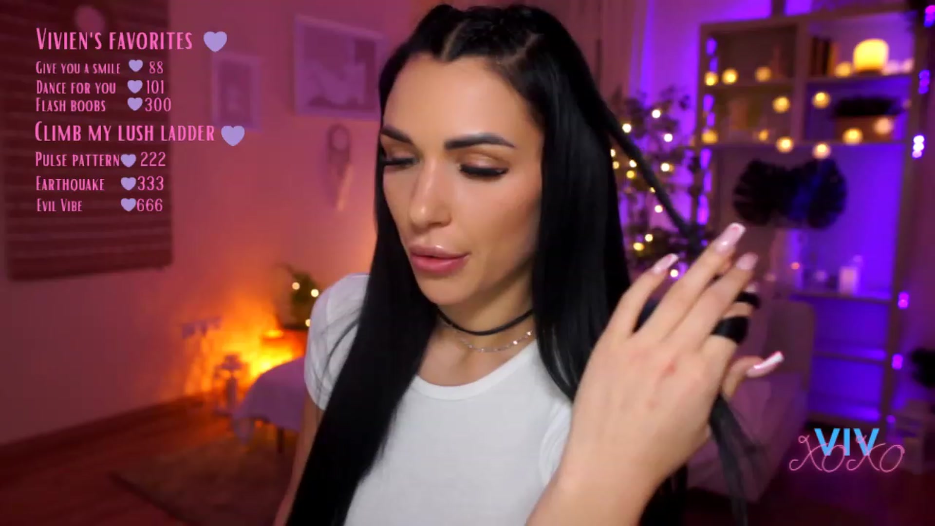 Gallery image thumbnail from kerelai's myfreecams stream on, 03/18/2023, 17:46 image 19 of 20