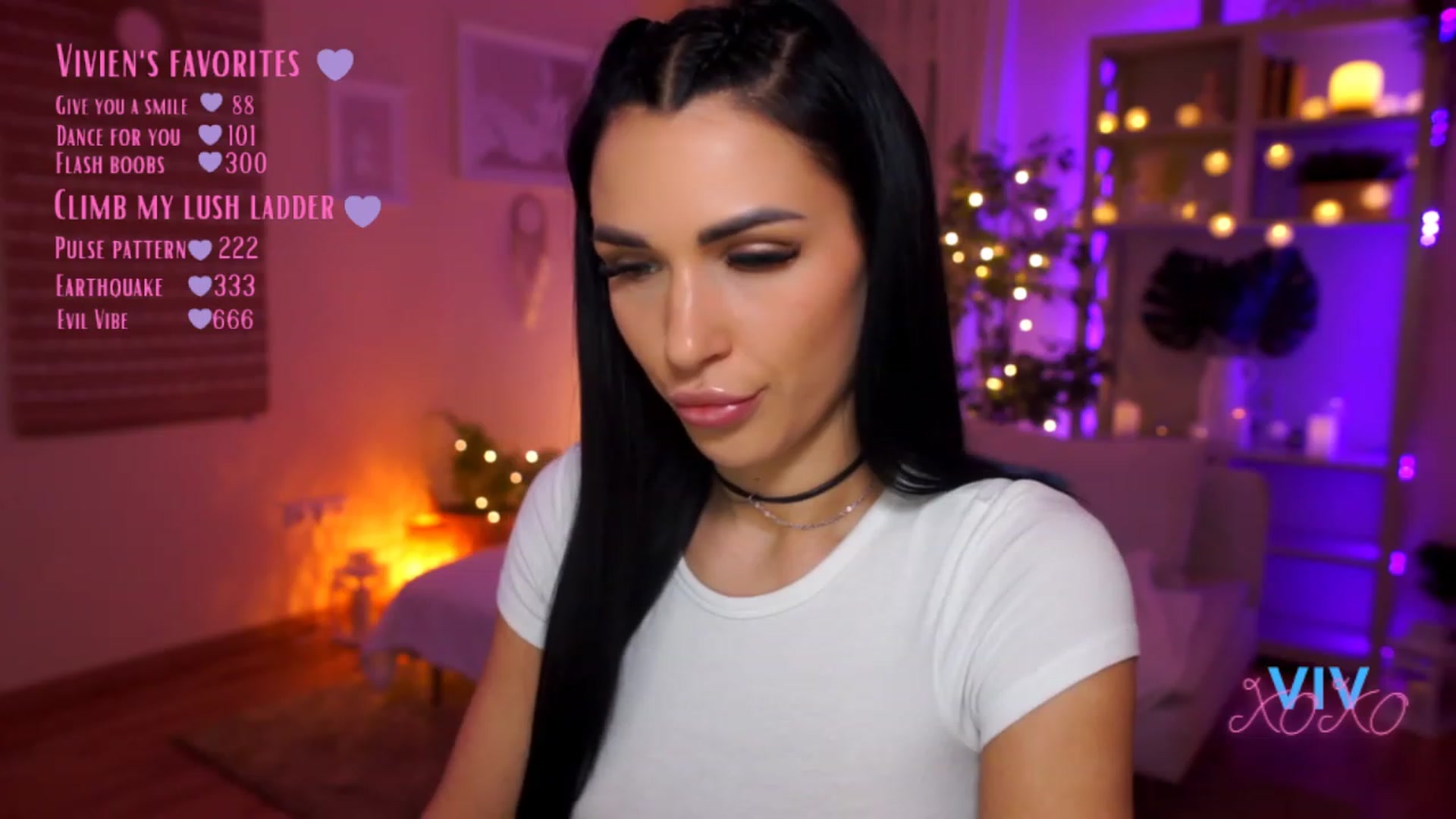 Gallery image thumbnail from kerelai's myfreecams stream on, 03/18/2023, 17:46 image 16 of 20
