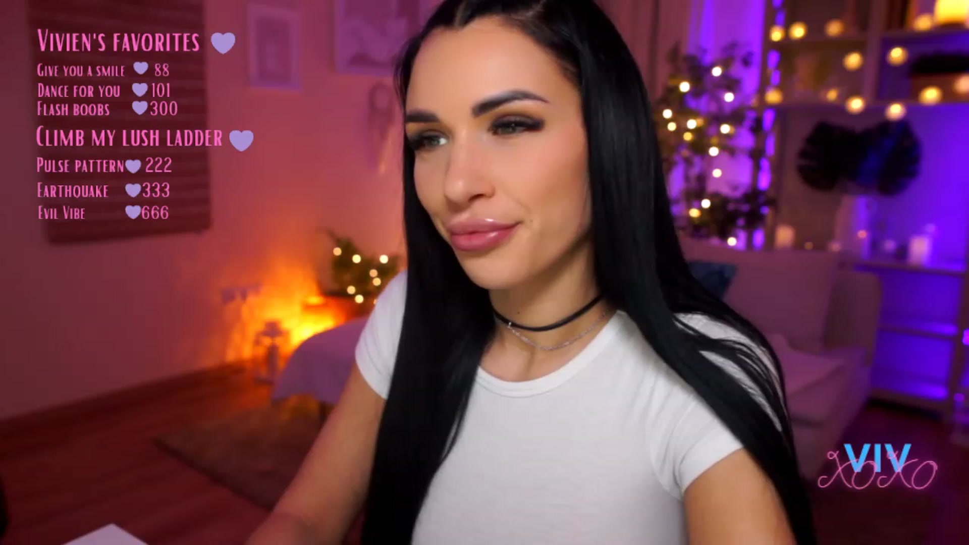 Gallery image thumbnail from kerelai's myfreecams stream on, 03/18/2023, 19:08 image 9 of 20
