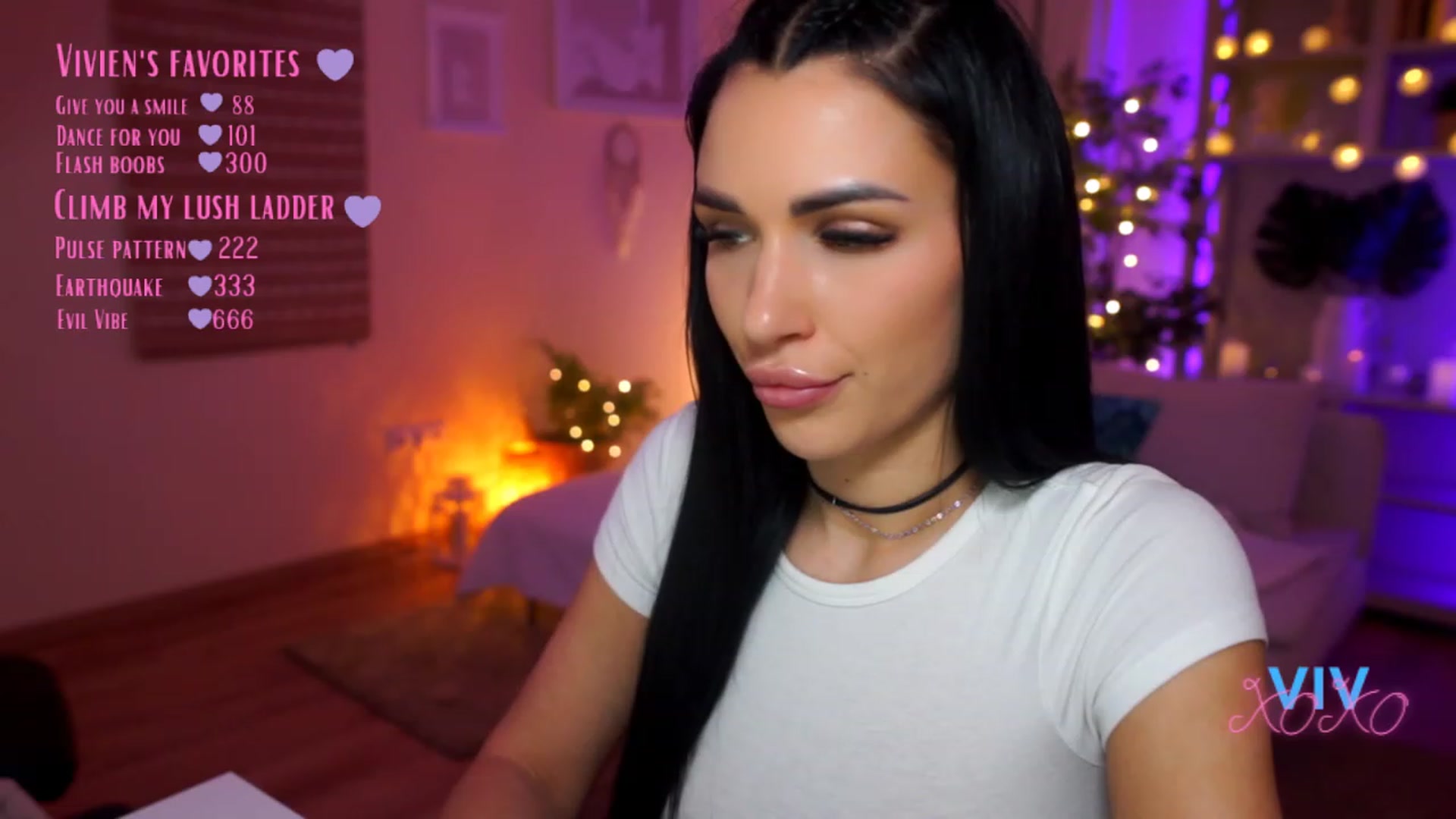 Gallery image thumbnail from kerelai's myfreecams stream on, 03/18/2023, 19:39 image 20 of 20