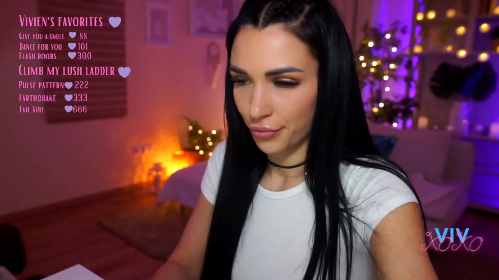 Gallery image thumbnail from kerelai's myfreecams stream on, 03/18/2023, 19:39 image 19 of 20