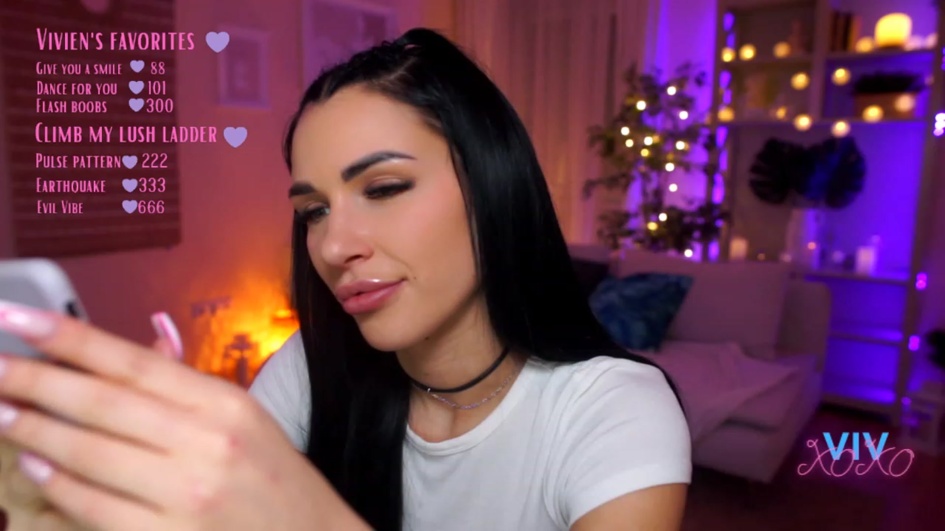 Gallery image thumbnail from kerelai's myfreecams stream on, 03/18/2023, 20:09 image 15 of 20