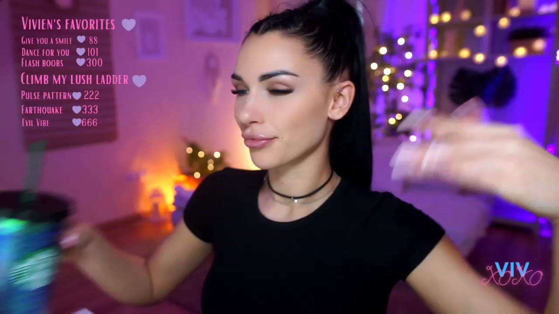 Gallery image thumbnail from kerelai's myfreecams stream on, 03/22/2023, 12:09 image 14 of 20