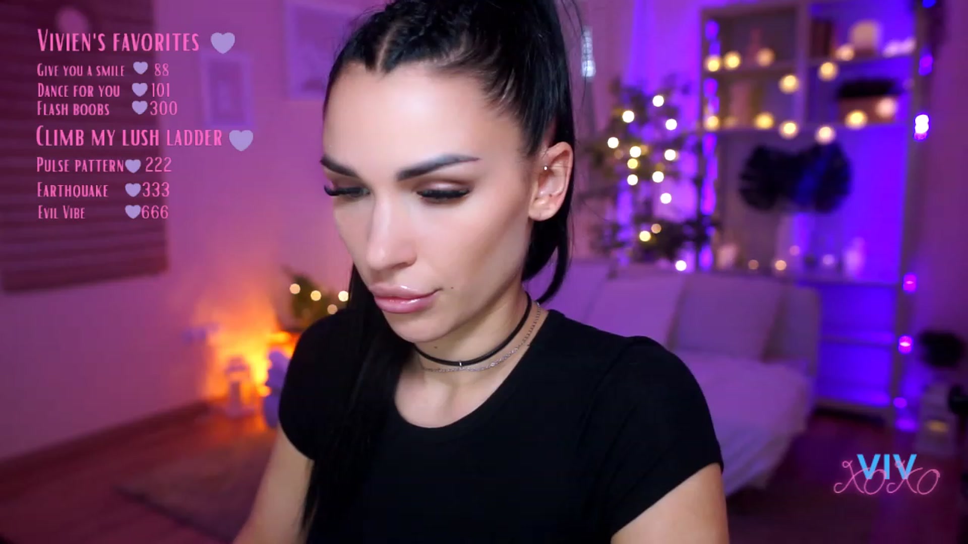 Gallery image thumbnail from kerelai's myfreecams stream on, 03/22/2023, 12:09 image 18 of 20