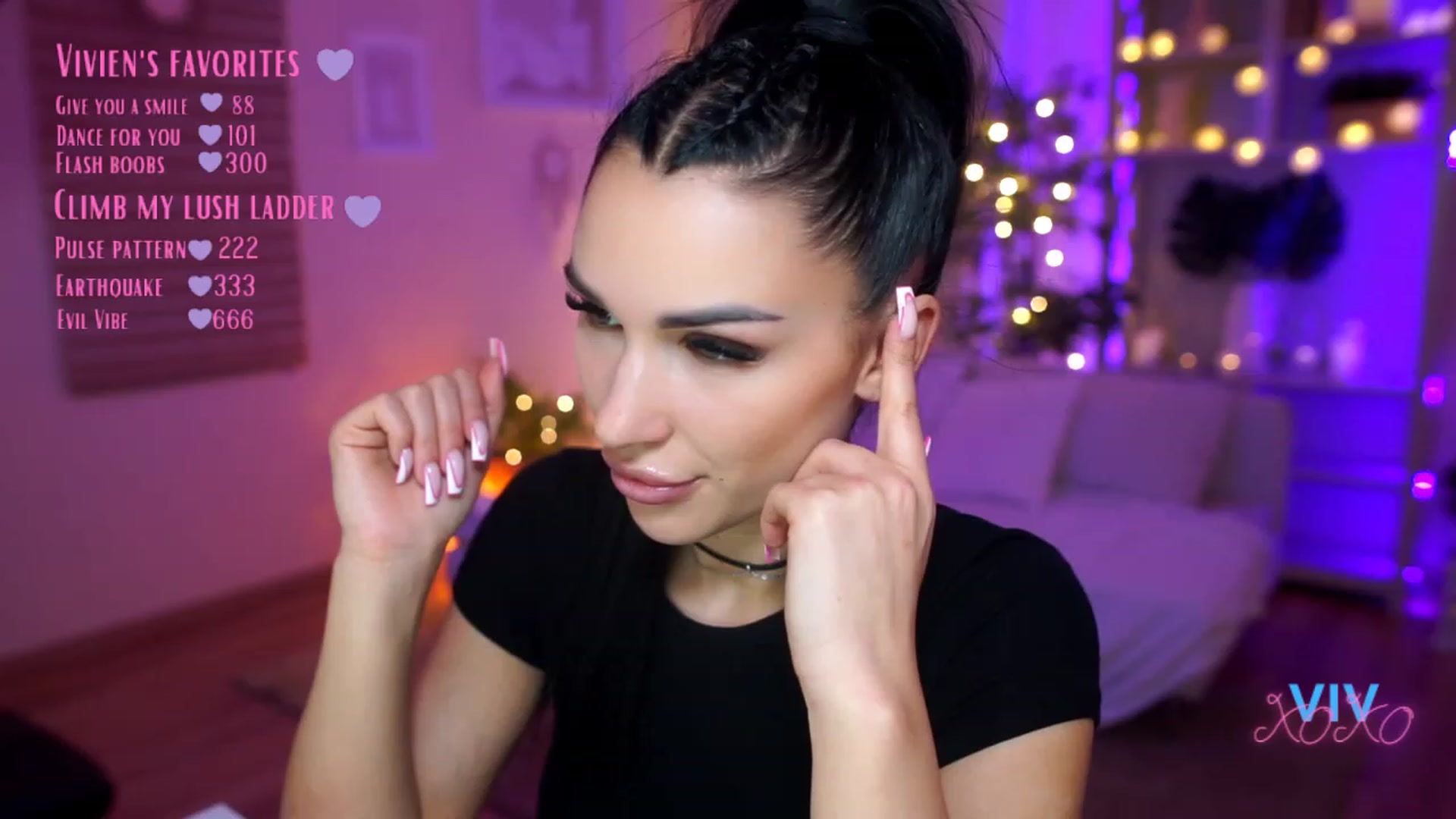 Gallery image thumbnail from kerelai's myfreecams stream on, 03/22/2023, 12:09 image 13 of 20