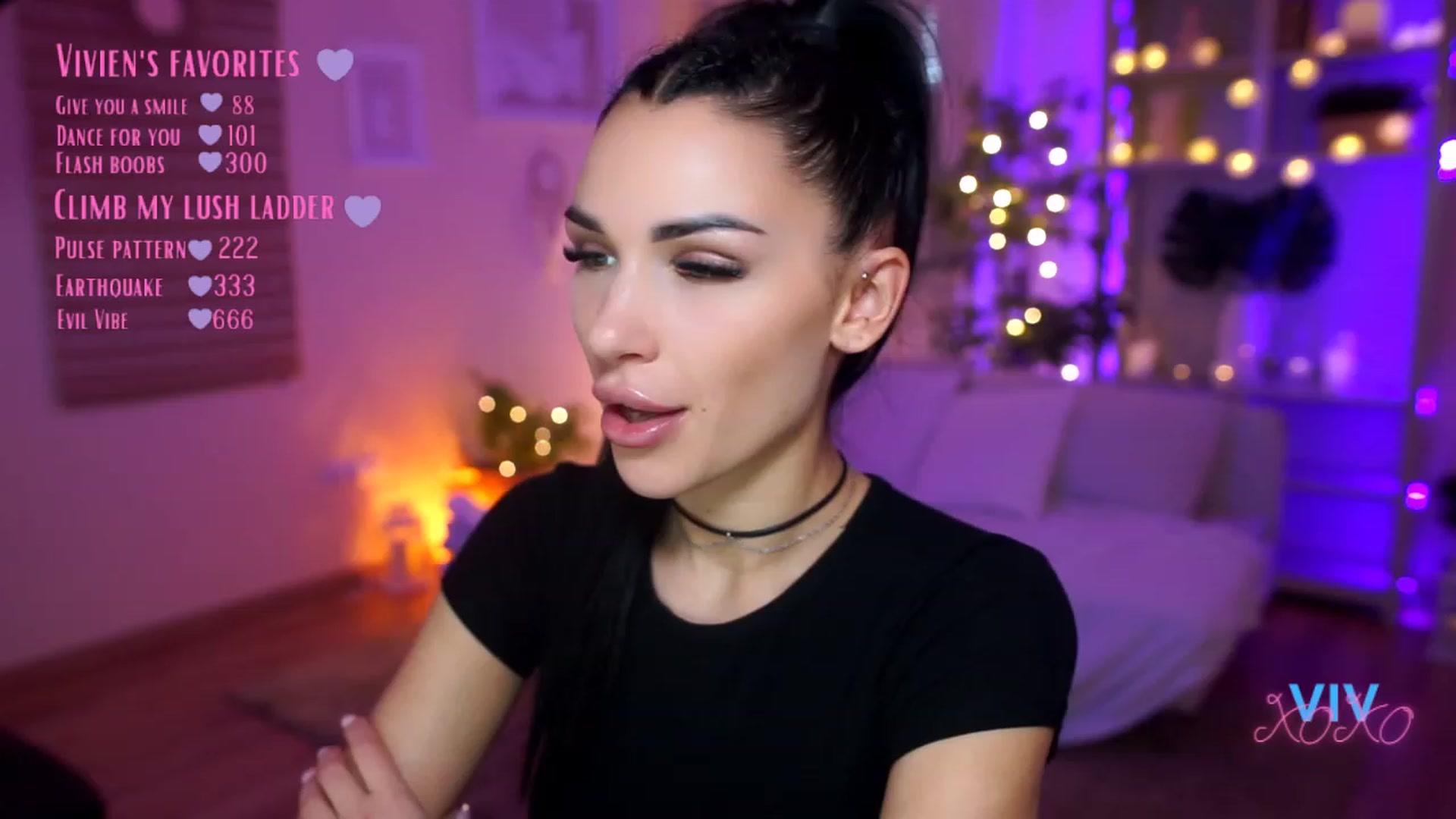 Gallery image thumbnail from kerelai's myfreecams stream on, 03/22/2023, 12:09 image 11 of 20