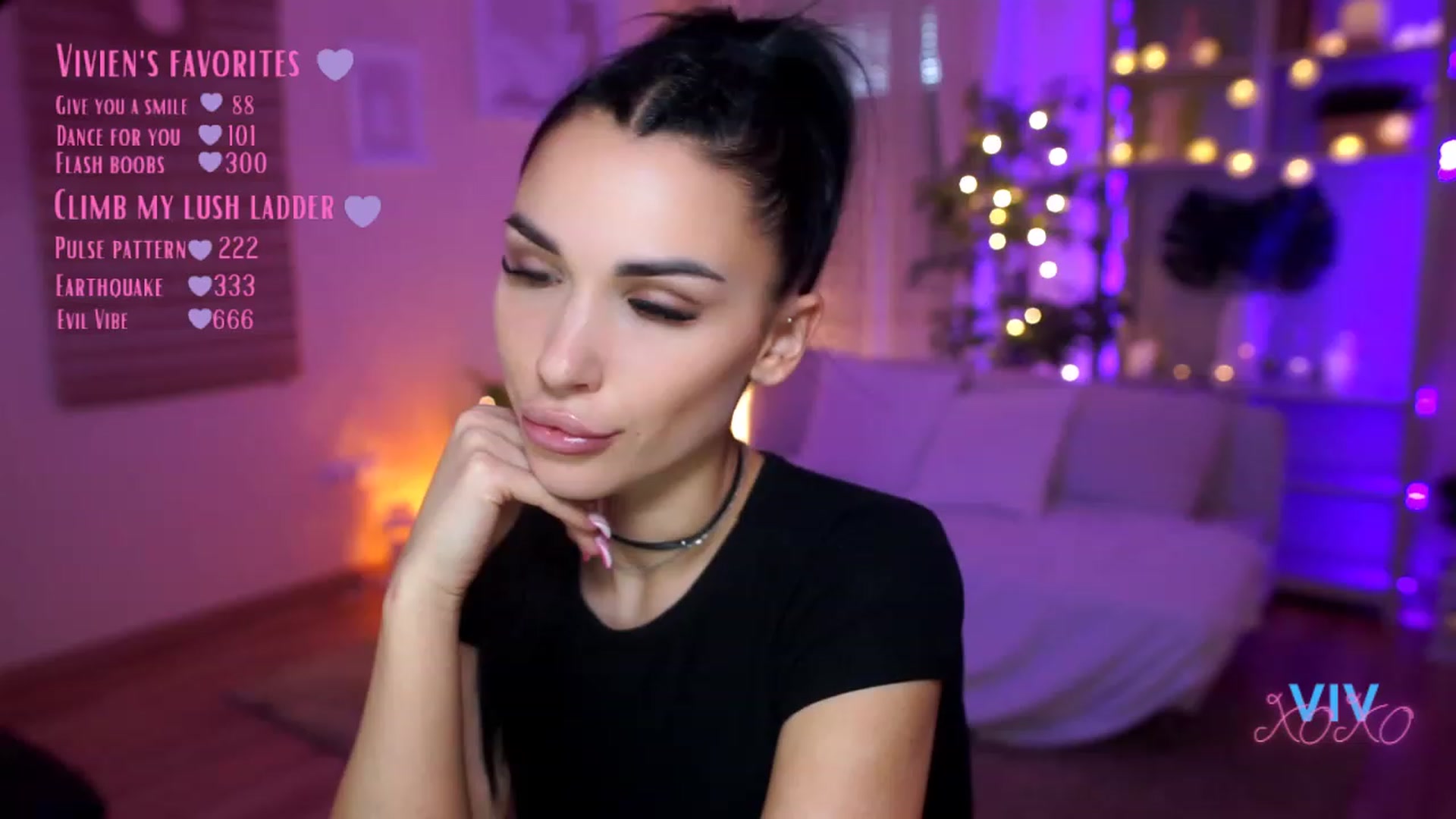 Gallery image thumbnail from kerelai's myfreecams stream on, 03/22/2023, 12:09 image 9 of 20