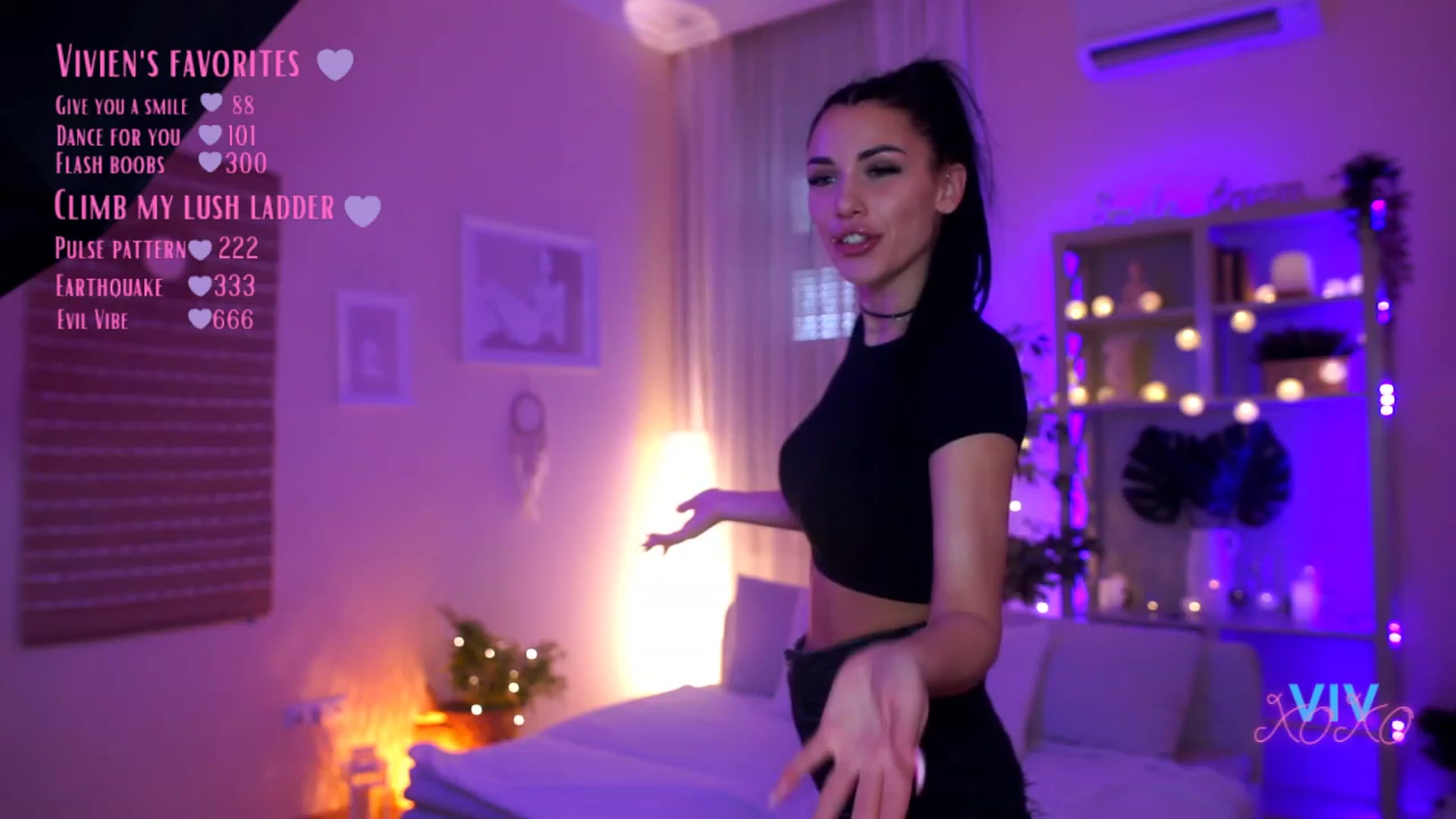 Gallery image thumbnail from kerelai's myfreecams stream on, 03/22/2023, 14:18 image 6 of 20
