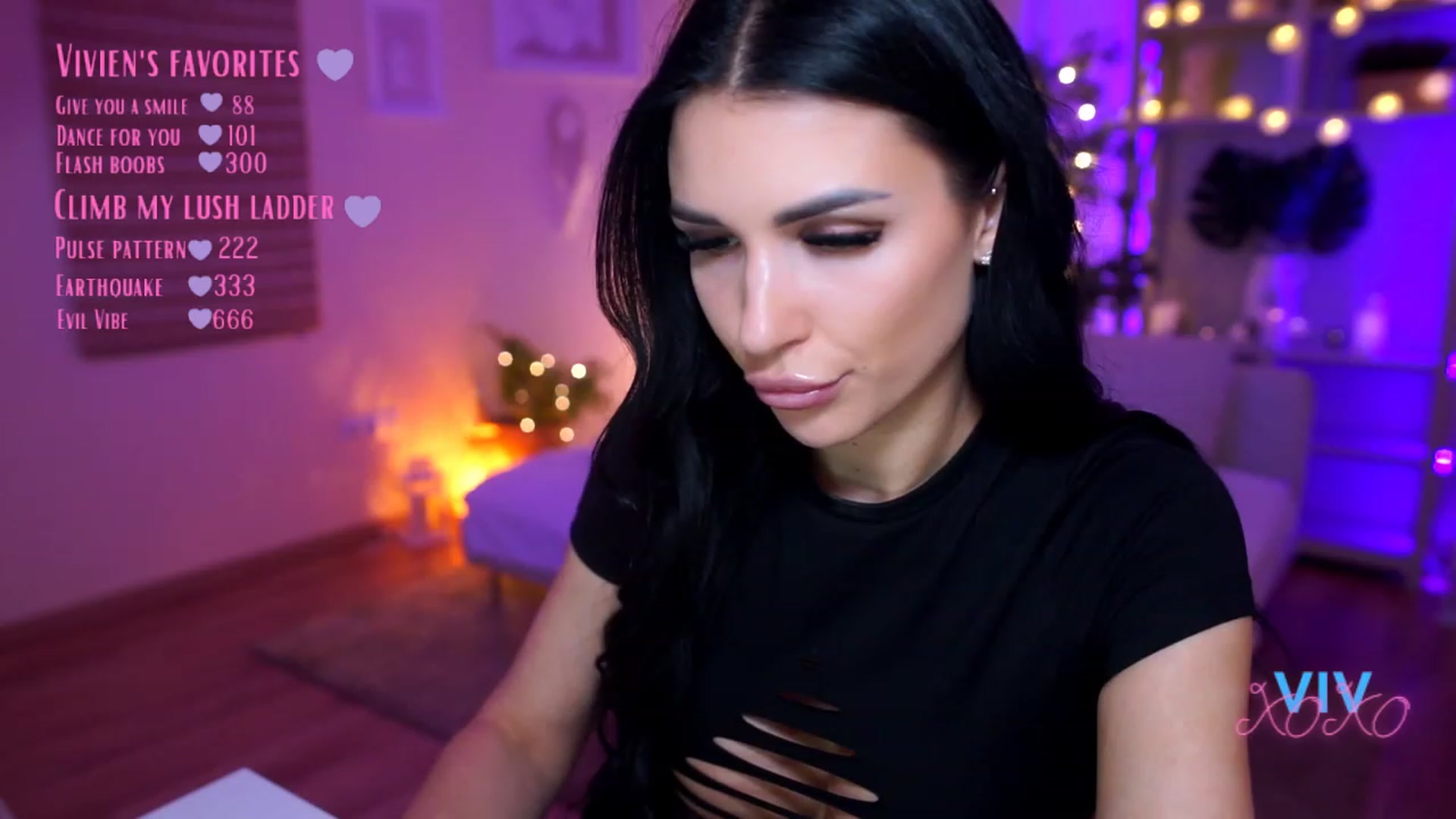 Gallery image thumbnail from kerelai's myfreecams stream on, 03/23/2023, 17:44 image 19 of 20