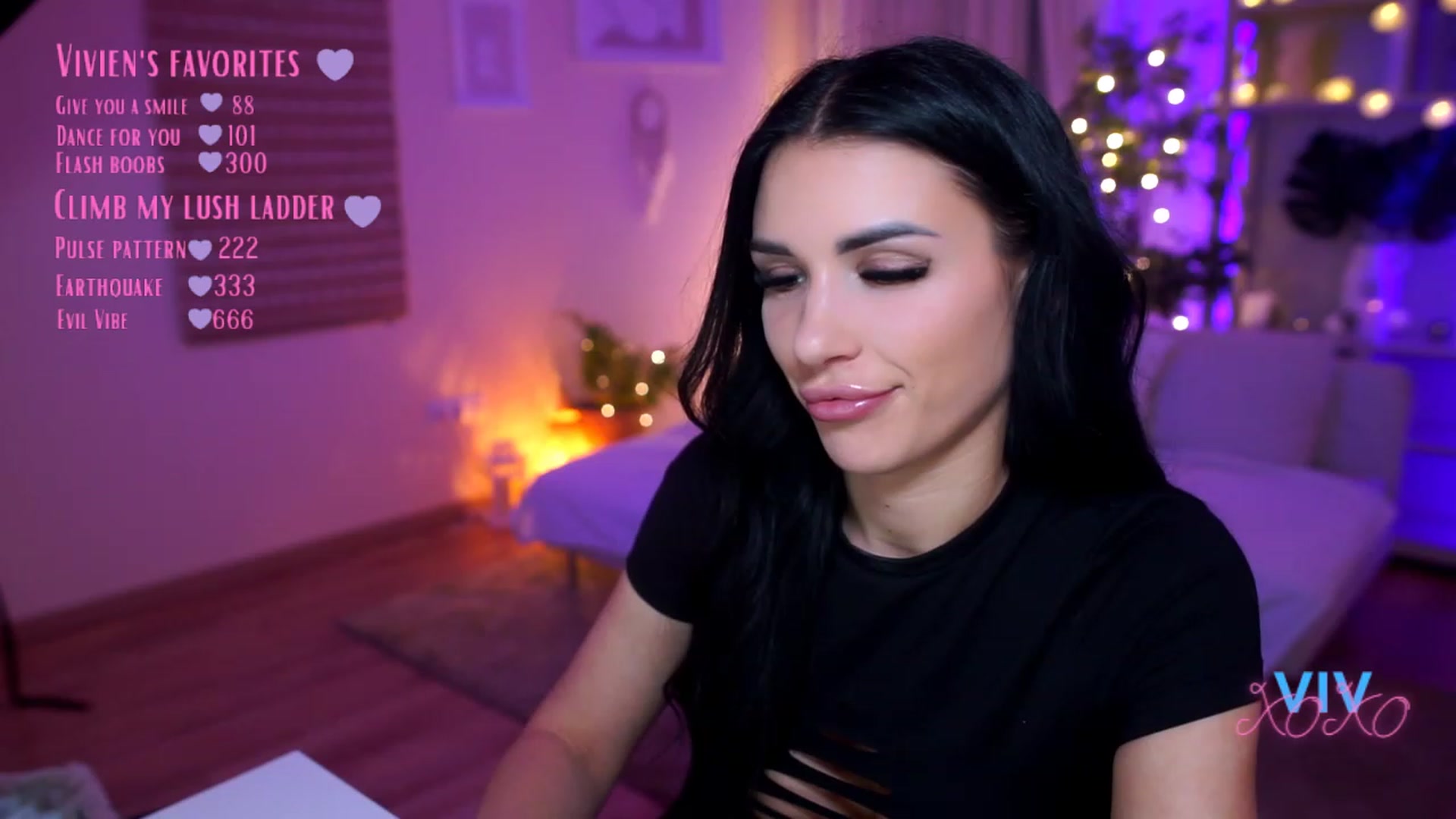 Gallery image thumbnail from kerelai's myfreecams stream on, 03/23/2023, 21:26 image 10 of 20
