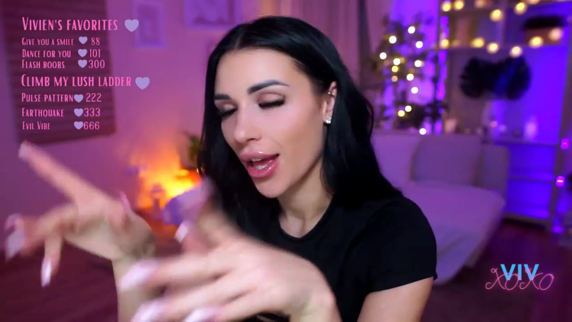 Gallery image thumbnail from kerelai's myfreecams stream on, 03/23/2023, 21:26 image 15 of 20