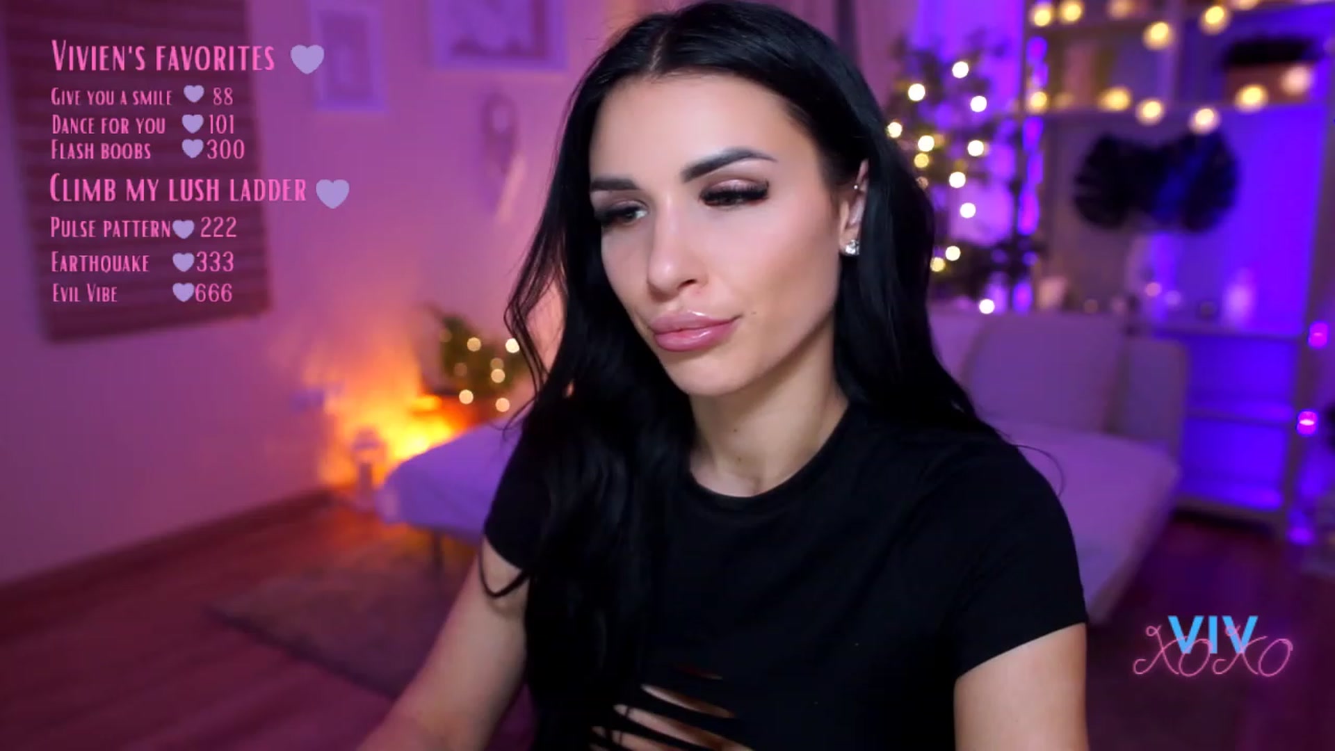 Gallery image thumbnail from kerelai's myfreecams stream on, 03/23/2023, 21:26 image 18 of 20
