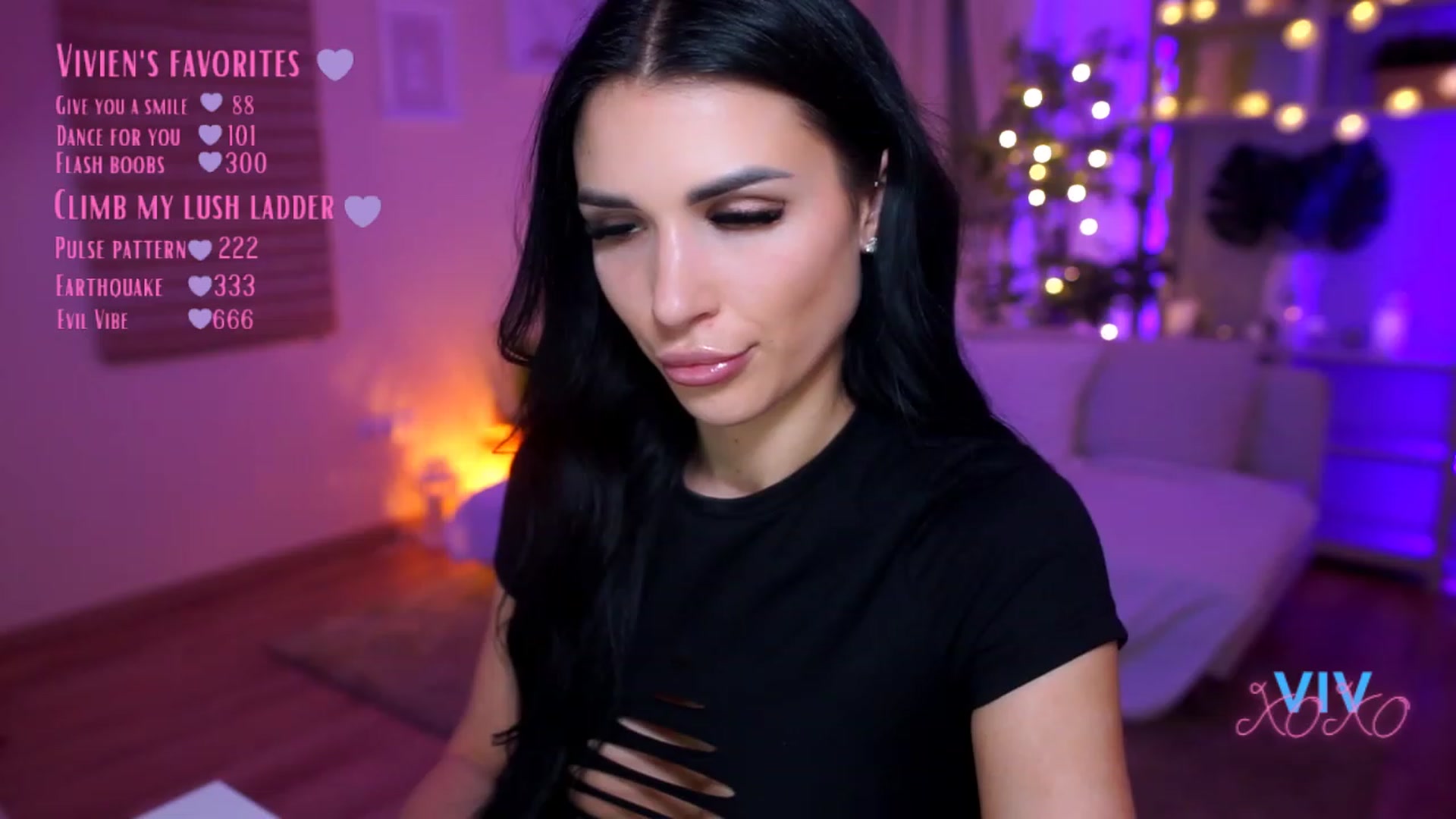 Gallery image thumbnail from kerelai's myfreecams stream on, 03/23/2023, 21:26 image 20 of 20