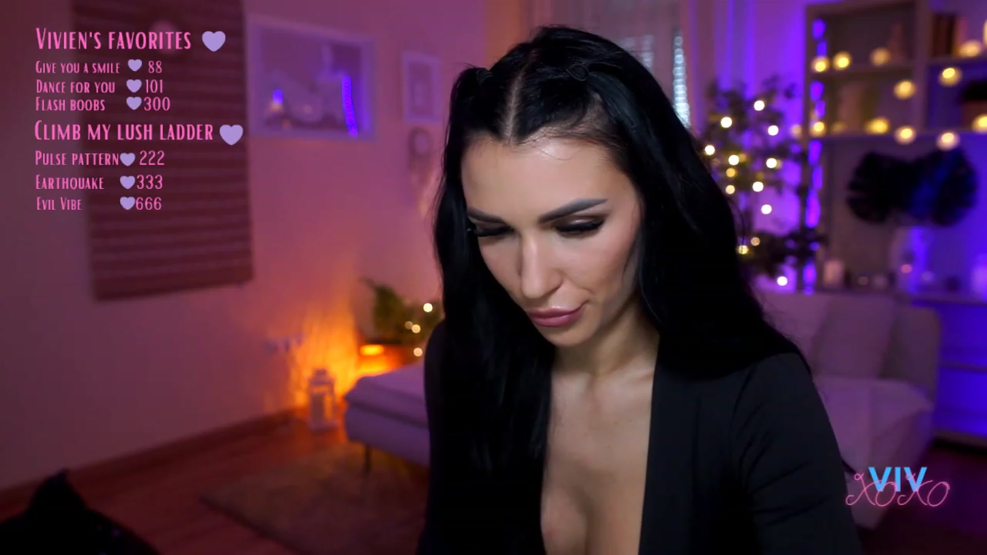 Gallery image thumbnail from kerelai's myfreecams stream on, 03/25/2023, 15:54 image 6 of 20