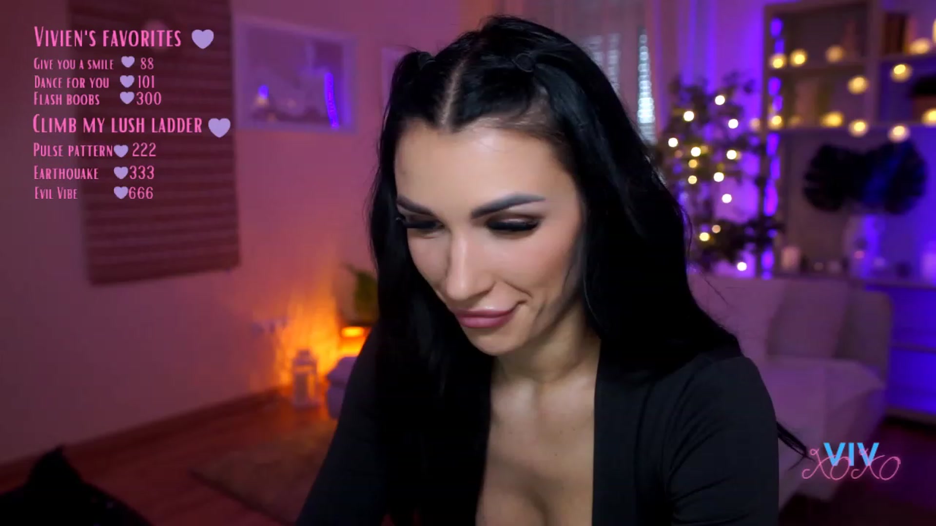 Gallery image thumbnail from kerelai's myfreecams stream on, 03/25/2023, 15:54 image 5 of 20