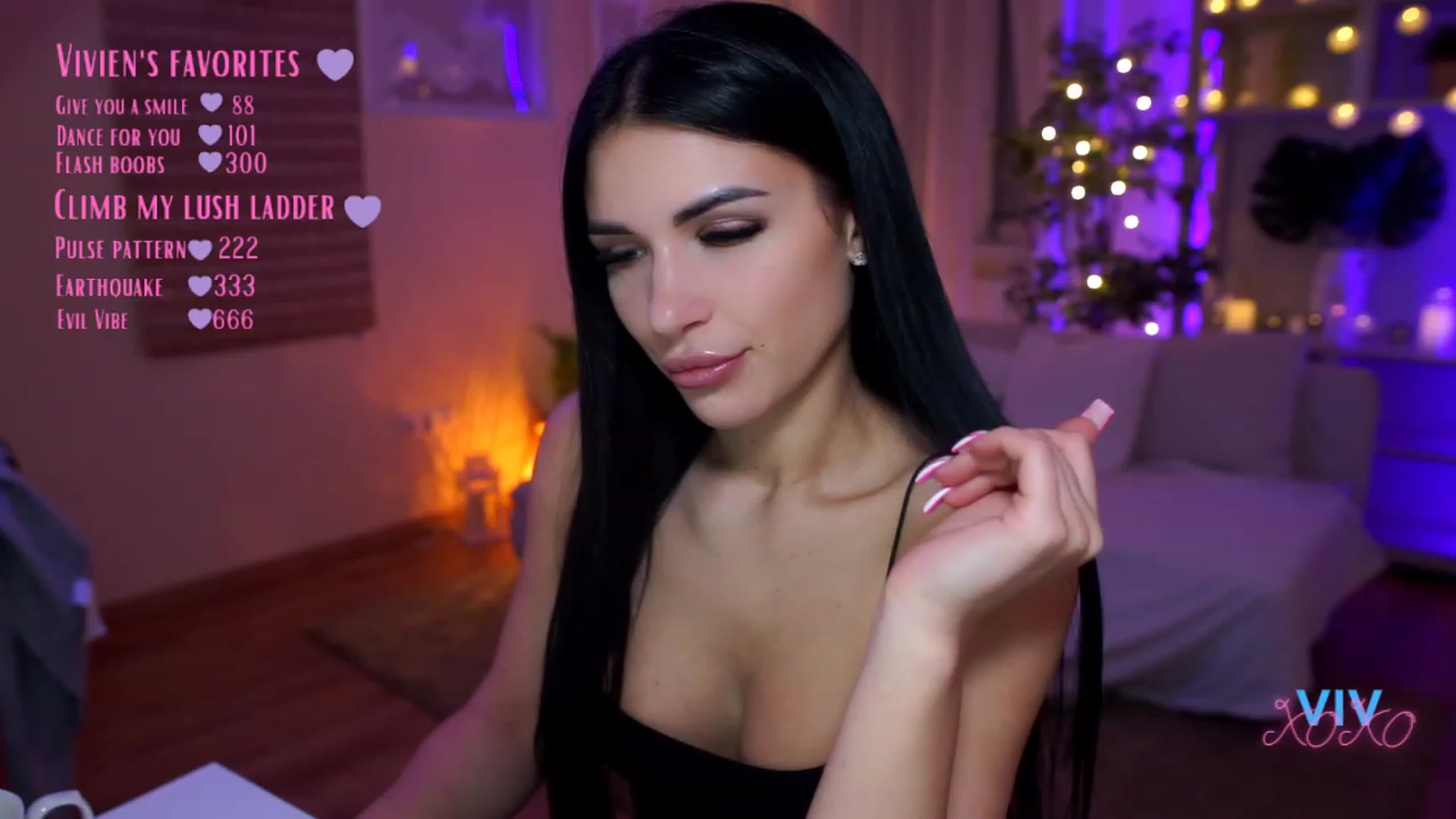 Gallery image thumbnail from kerelai's myfreecams stream on, 03/28/2023, 11:13 image 9 of 20