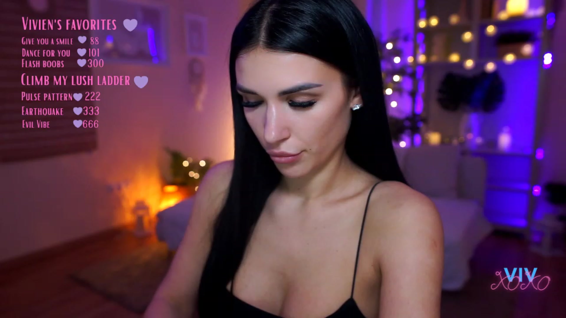 Gallery image thumbnail from kerelai's myfreecams stream on, 03/28/2023, 14:53 image 3 of 20