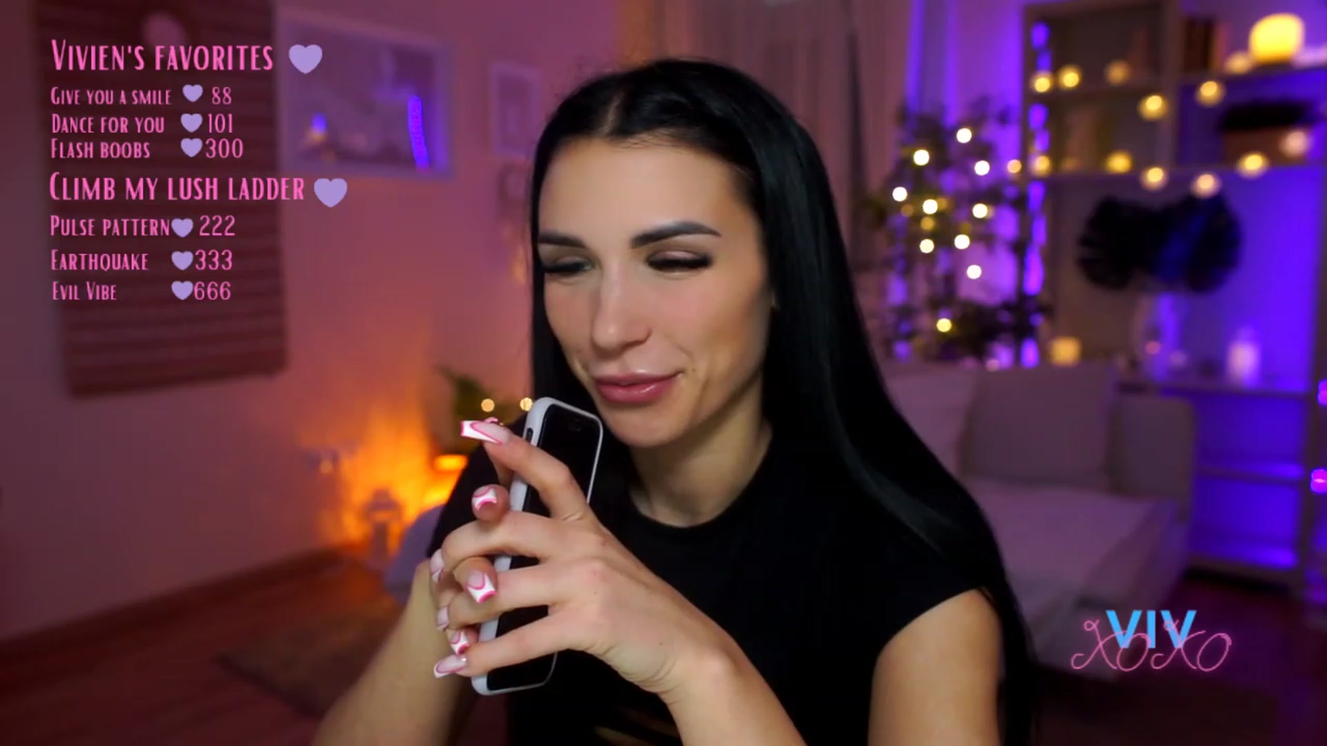 Gallery image thumbnail from kerelai's myfreecams stream on, 03/29/2023, 10:41 image 12 of 20
