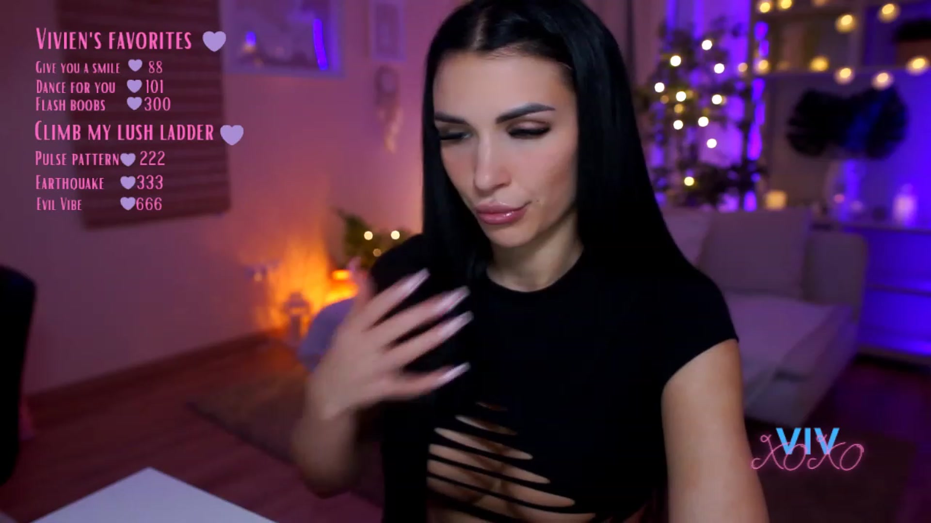 Gallery image thumbnail from kerelai's myfreecams stream on, 03/29/2023, 10:41 image 20 of 20