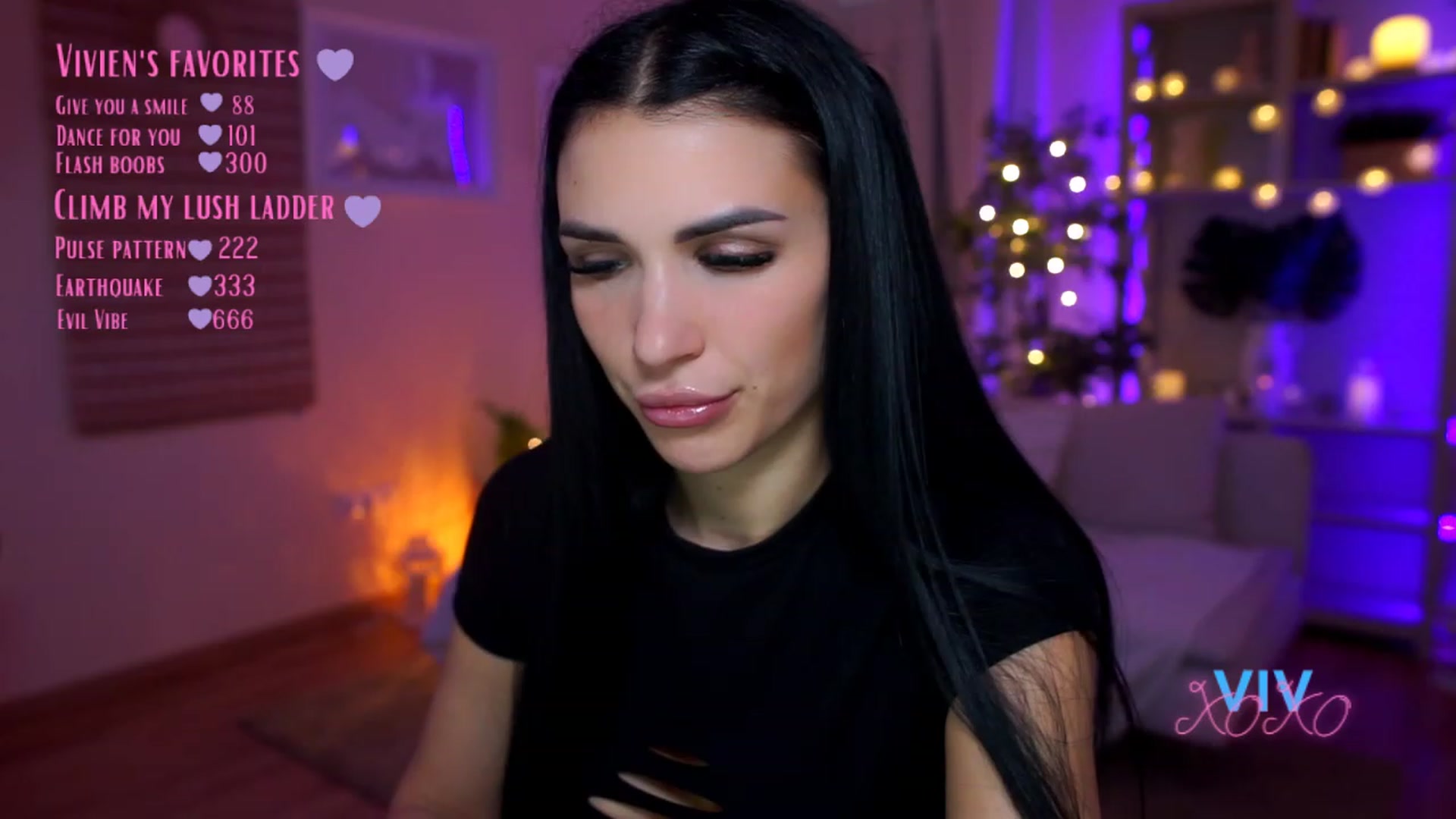 Gallery image thumbnail from kerelai's myfreecams stream on, 03/29/2023, 10:41 image 14 of 20