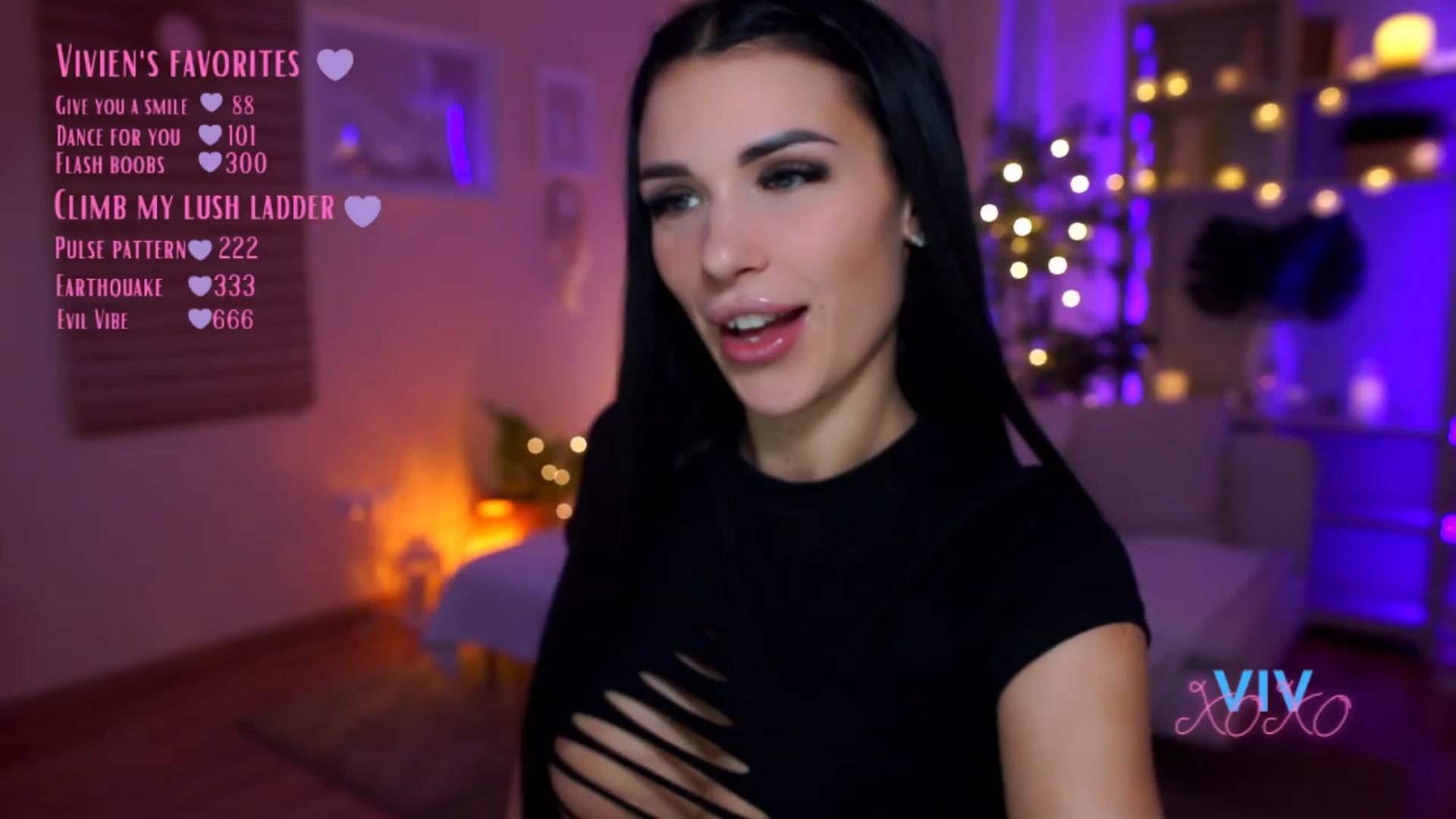 Gallery image thumbnail from kerelai's myfreecams stream on, 03/29/2023, 10:41 image 15 of 20