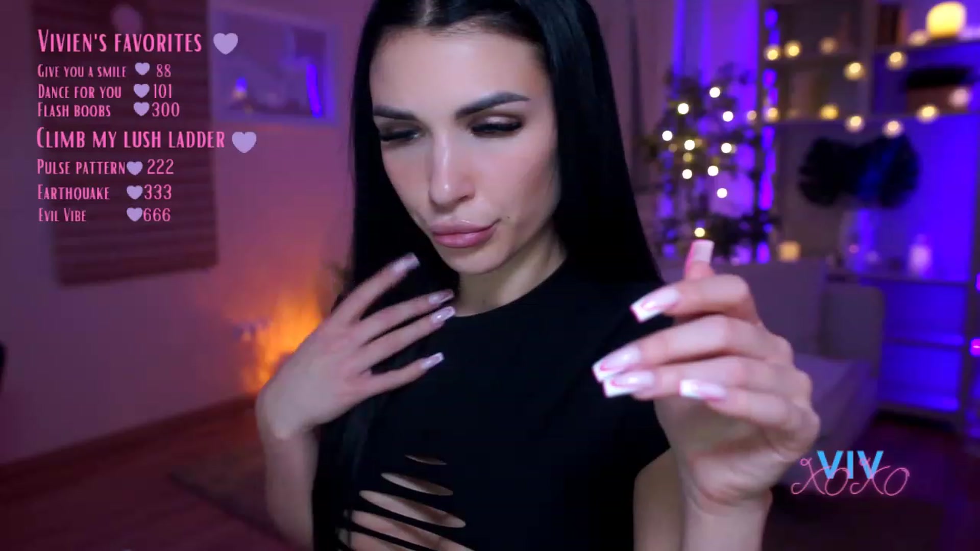 Gallery image thumbnail from kerelai's myfreecams stream on, 03/29/2023, 11:58 image 13 of 20