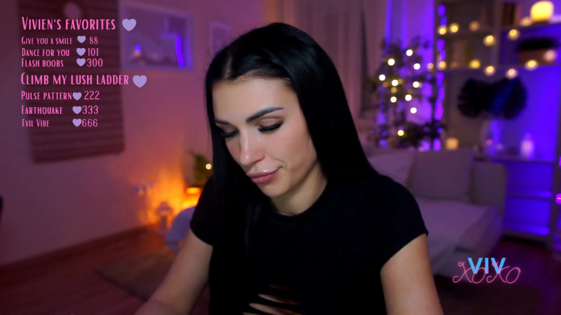 Gallery image thumbnail from kerelai's myfreecams stream on, 03/29/2023, 11:58 image 19 of 20
