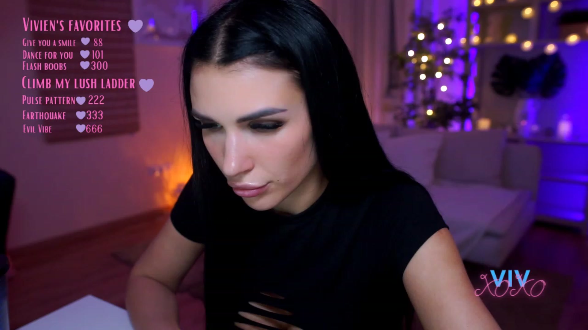 Gallery image thumbnail from kerelai's myfreecams stream on, 03/29/2023, 11:58 image 2 of 20