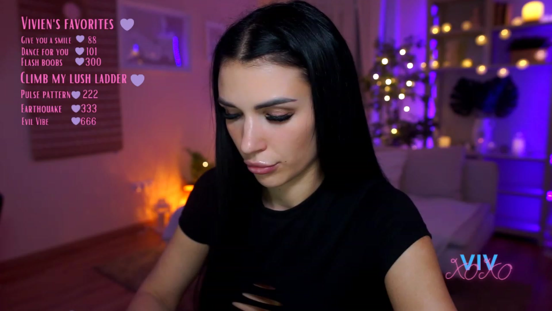 Gallery image thumbnail from kerelai's myfreecams stream on, 03/29/2023, 11:58 image 15 of 20