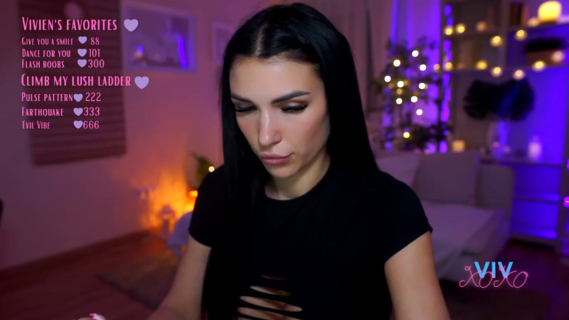 Gallery image thumbnail from kerelai's myfreecams stream on, 03/29/2023, 11:58 image 20 of 20