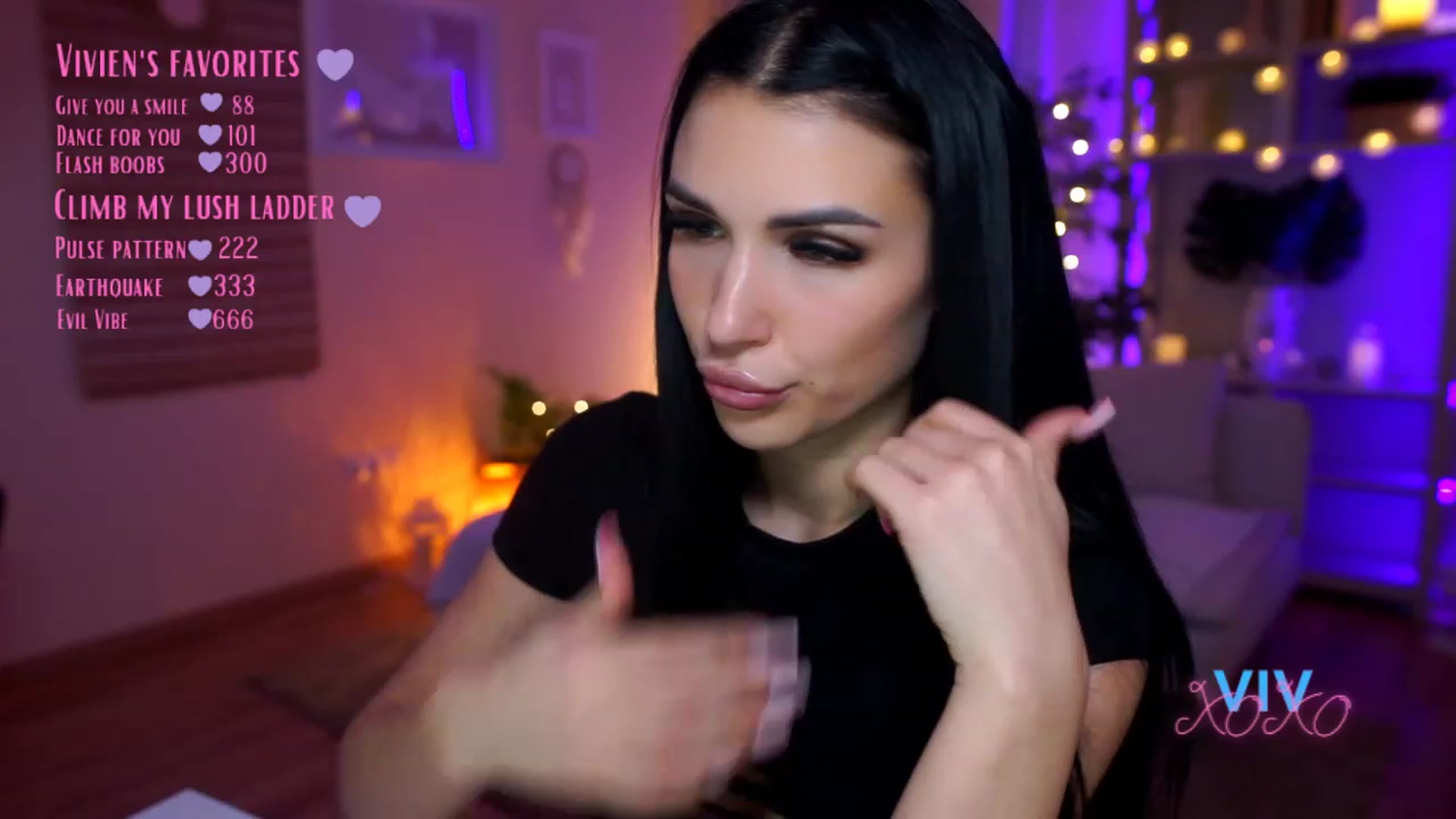 Gallery image thumbnail from kerelai's myfreecams stream on, 03/29/2023, 11:58 image 10 of 20