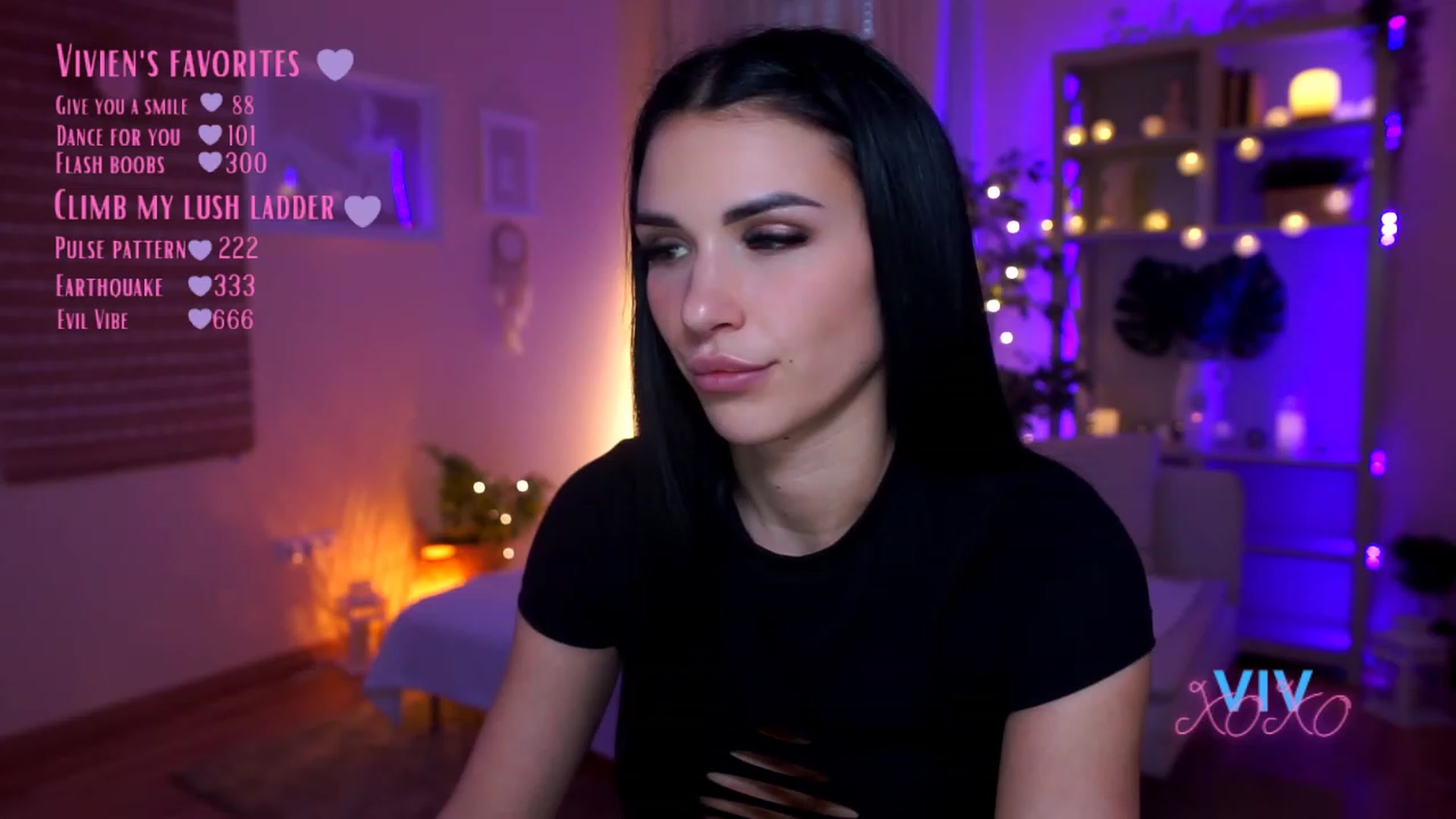 Gallery image thumbnail from kerelai's myfreecams stream on, 03/29/2023, 14:17 image 11 of 20