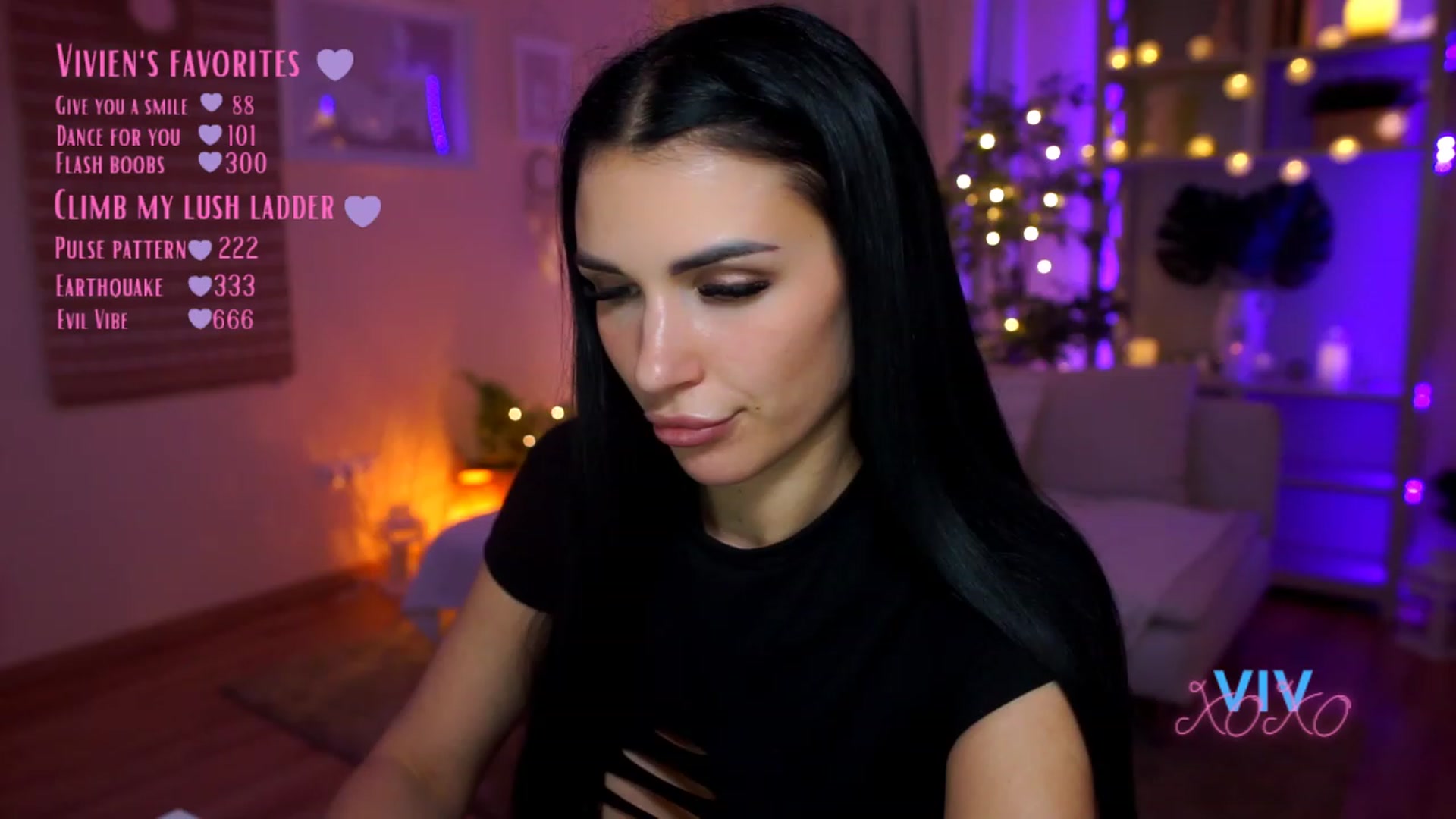 Gallery image thumbnail from kerelai's myfreecams stream on, 03/29/2023, 14:17 image 8 of 20