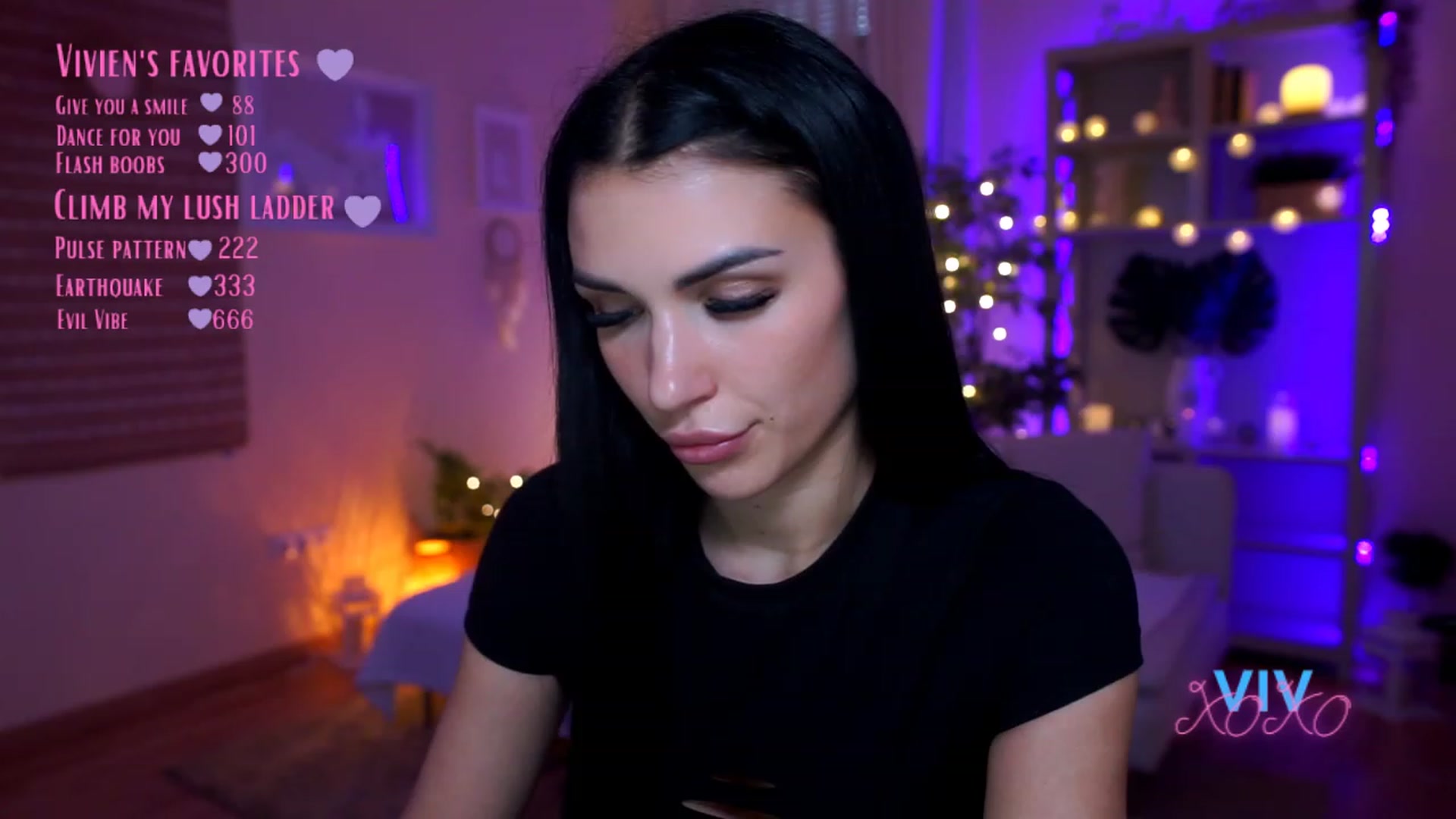 Gallery image thumbnail from kerelai's myfreecams stream on, 03/29/2023, 14:17 image 18 of 20