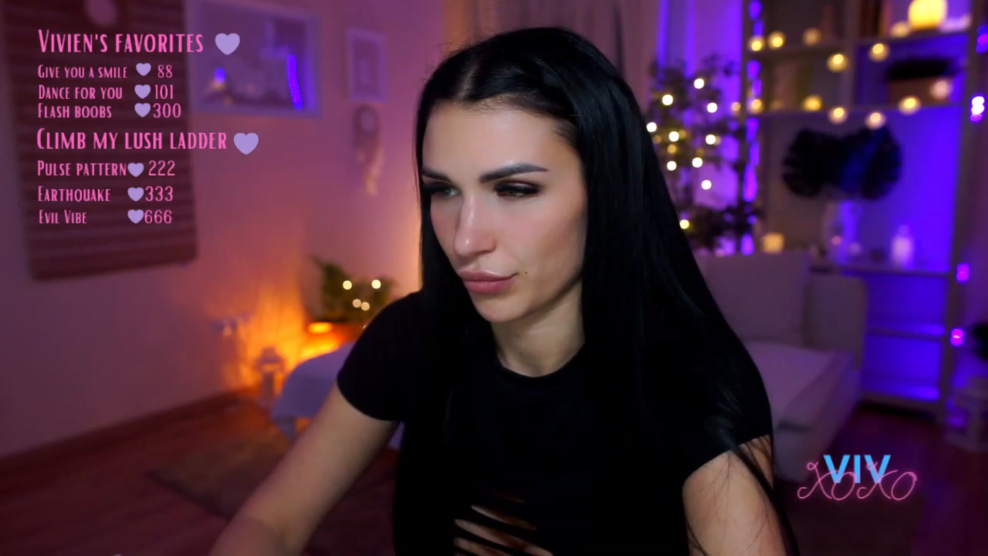 Gallery image thumbnail from kerelai's myfreecams stream on, 03/29/2023, 14:17 image 4 of 20