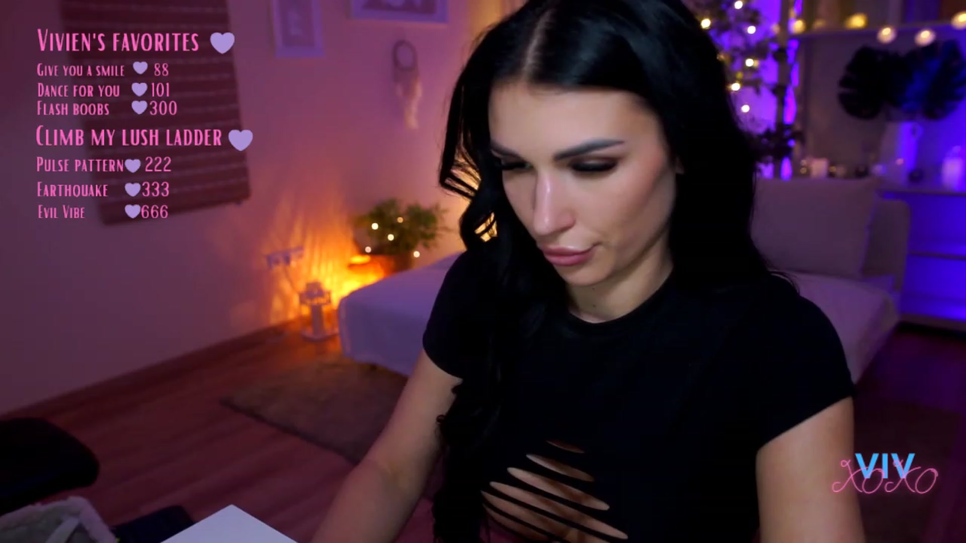 Gallery image thumbnail from kerelai's myfreecams stream on, 04/06/2023, 20:14 image 19 of 20