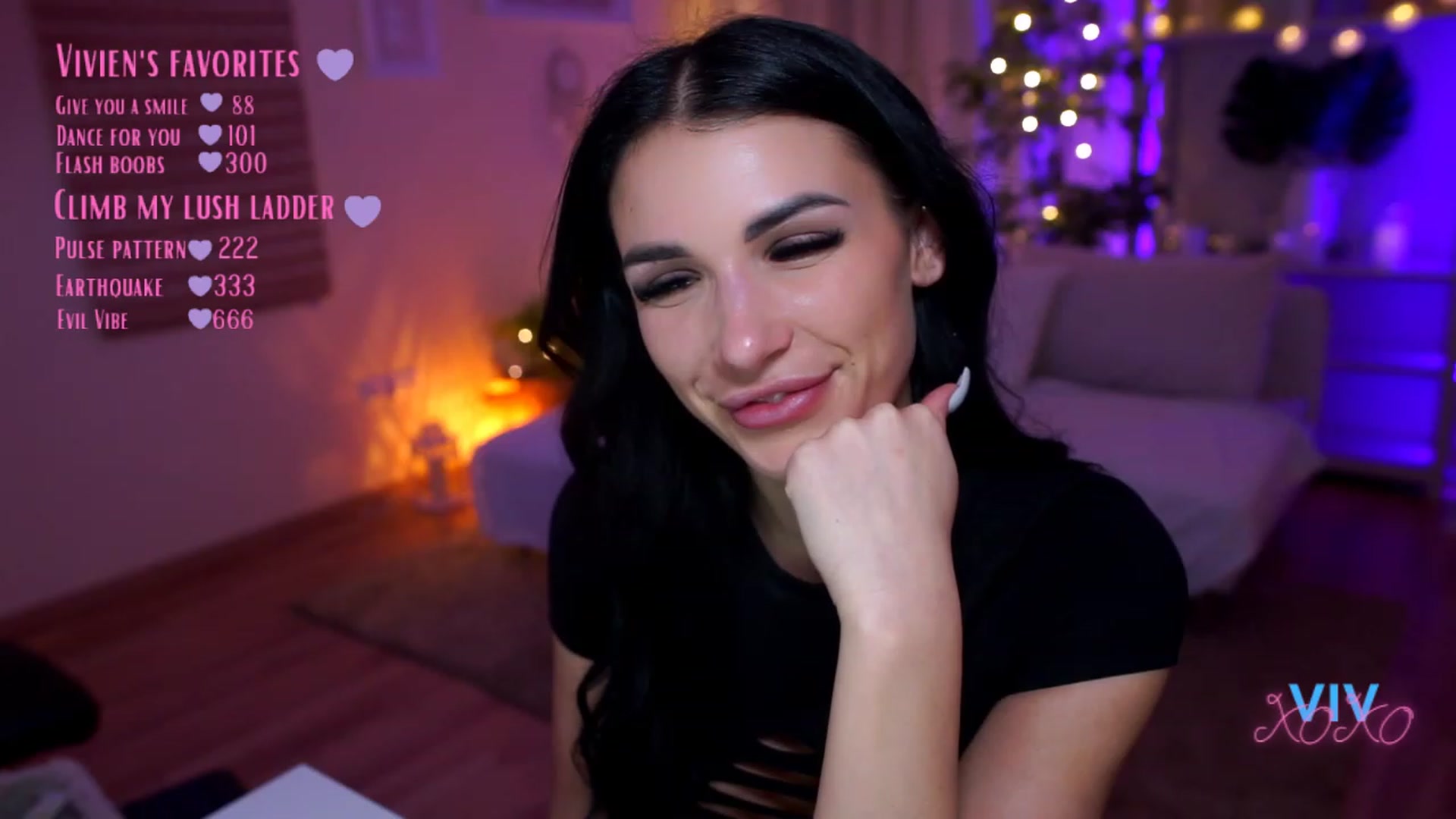 Gallery image thumbnail from kerelai's myfreecams stream on, 04/06/2023, 20:14 image 16 of 20