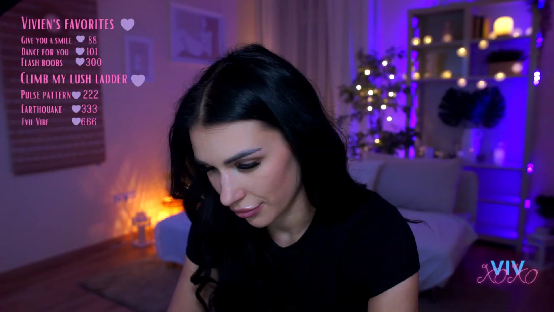 Gallery image thumbnail from kerelai's myfreecams stream on, 04/06/2023, 20:14 image 1 of 20