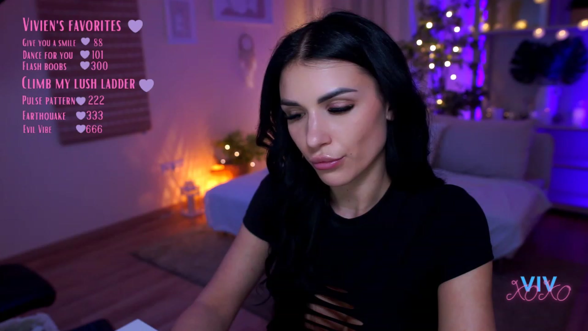 Gallery image thumbnail from kerelai's myfreecams stream on, 04/06/2023, 20:14 image 6 of 20