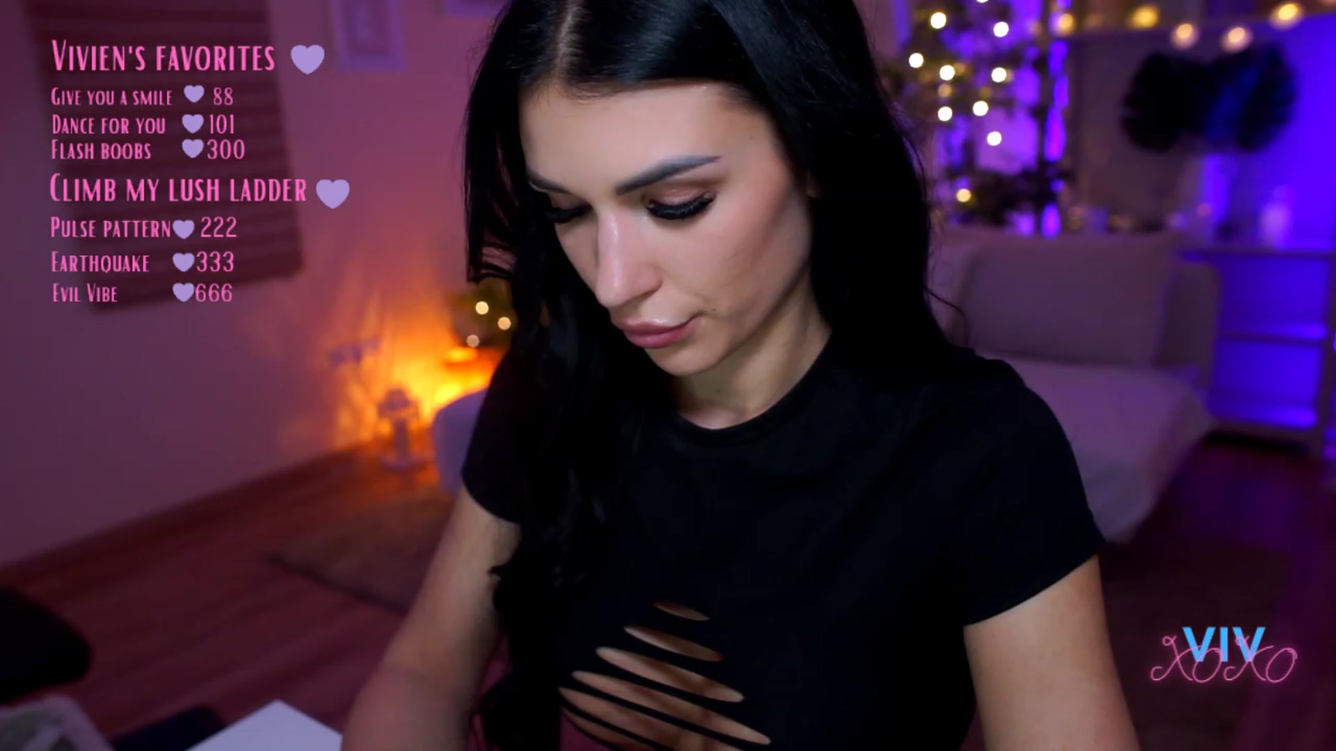 Gallery image thumbnail from kerelai's myfreecams stream on, 04/06/2023, 20:14 image 13 of 20